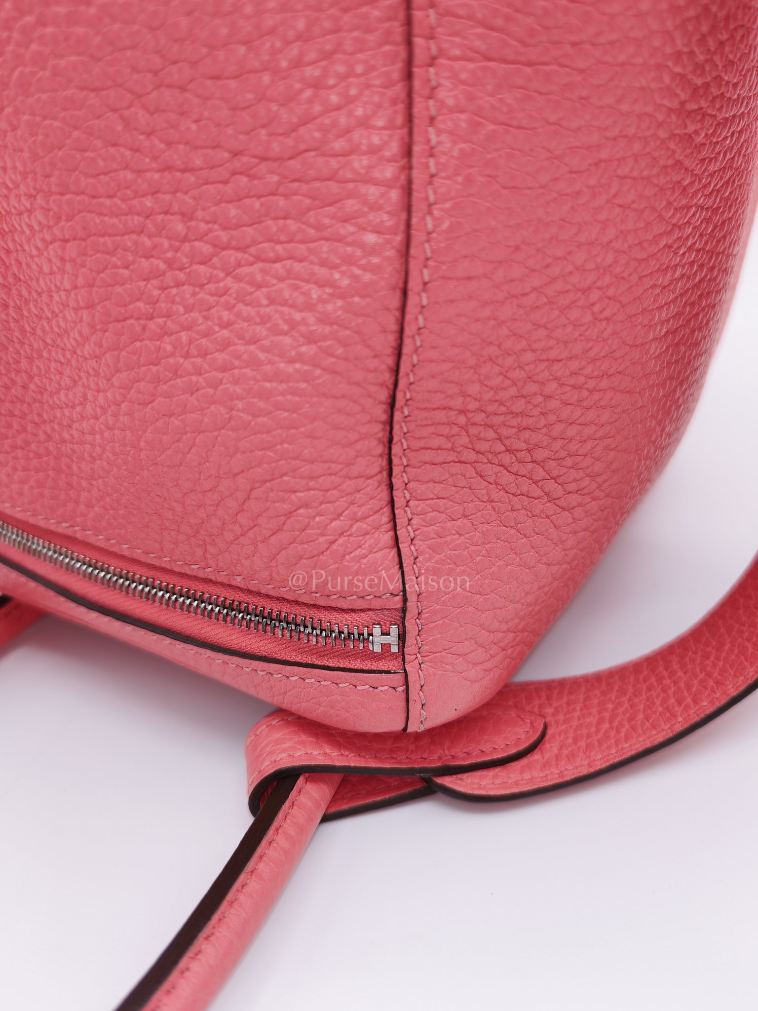 Lindy 26 in Rose Azalee Clemence Leather and Palladium Hardware Stamp Z (2021) | Purse Maison Luxury Bags Shop