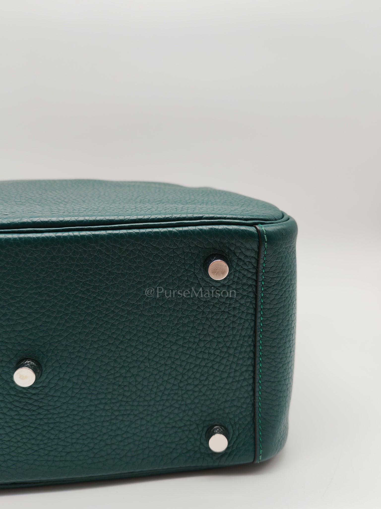 Lindy 26 Malachite Green Clemence Leather and Palladium Hardware Stamp A (2017) | Purse Maison Luxury Bags Shop