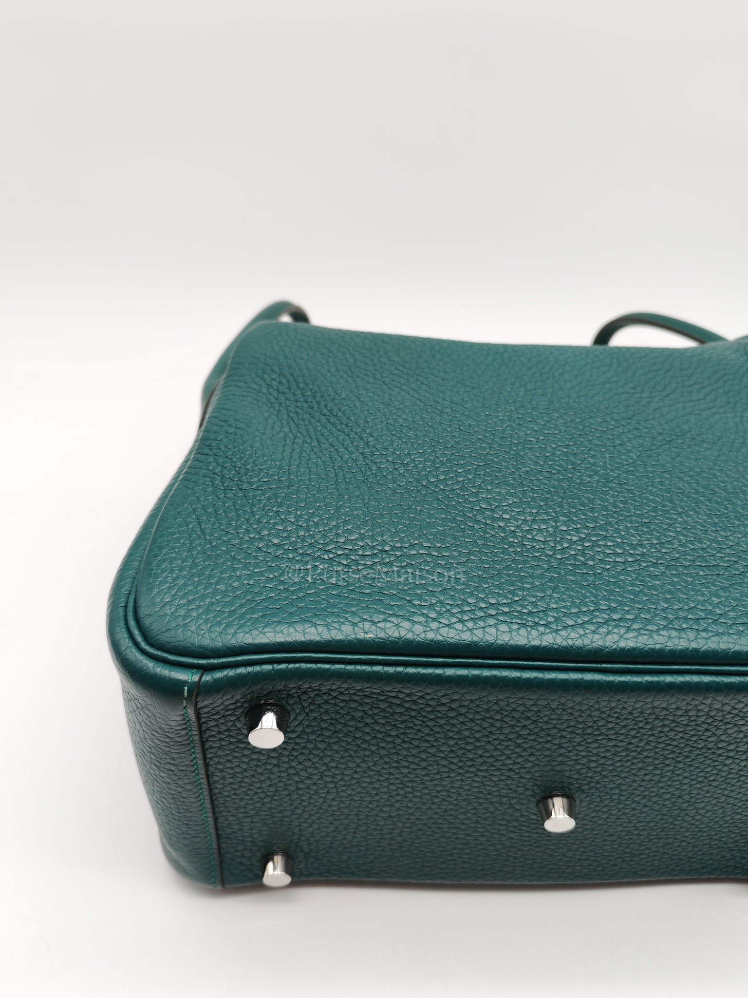 Lindy 26 Malachite Green Clemence Leather and Palladium Hardware Stamp A (2017) | Purse Maison Luxury Bags Shop