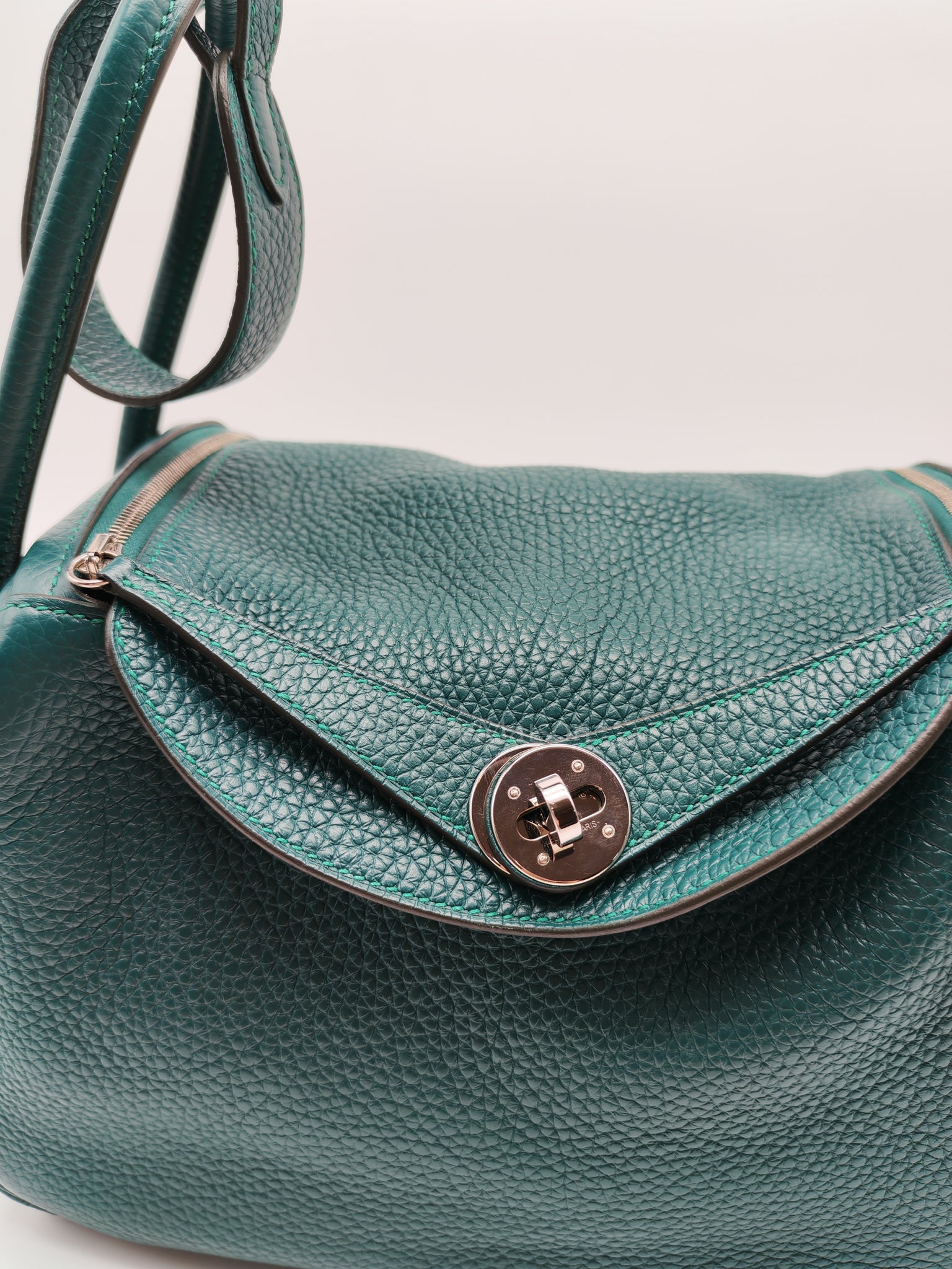 Lindy 26 Malachite Green Clemence Leather and Palladium Hardware Stamp A (2017) | Purse Maison Luxury Bags Shop