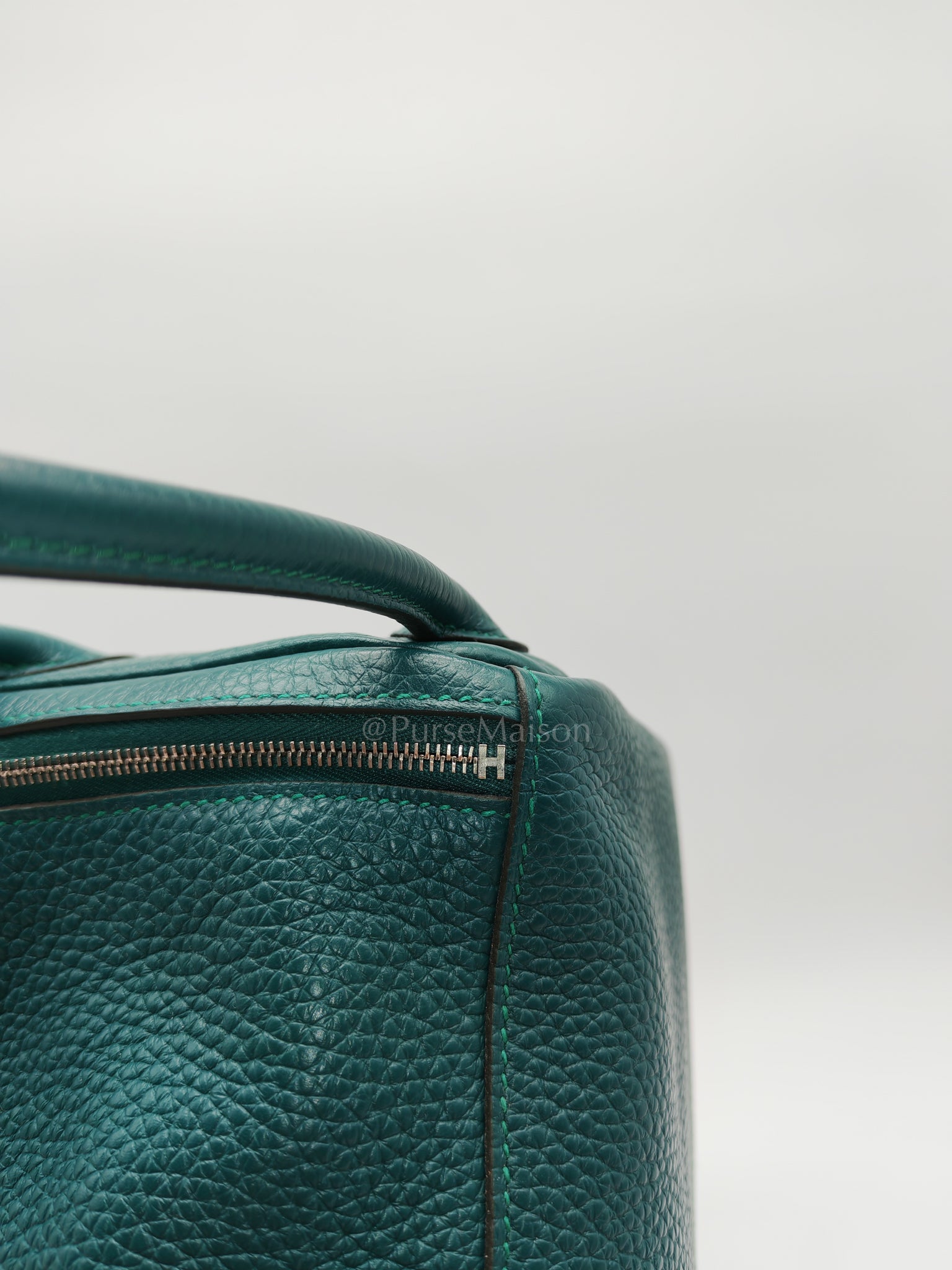 Lindy 26 Malachite Green Clemence Leather and Palladium Hardware Stamp A (2017) | Purse Maison Luxury Bags Shop