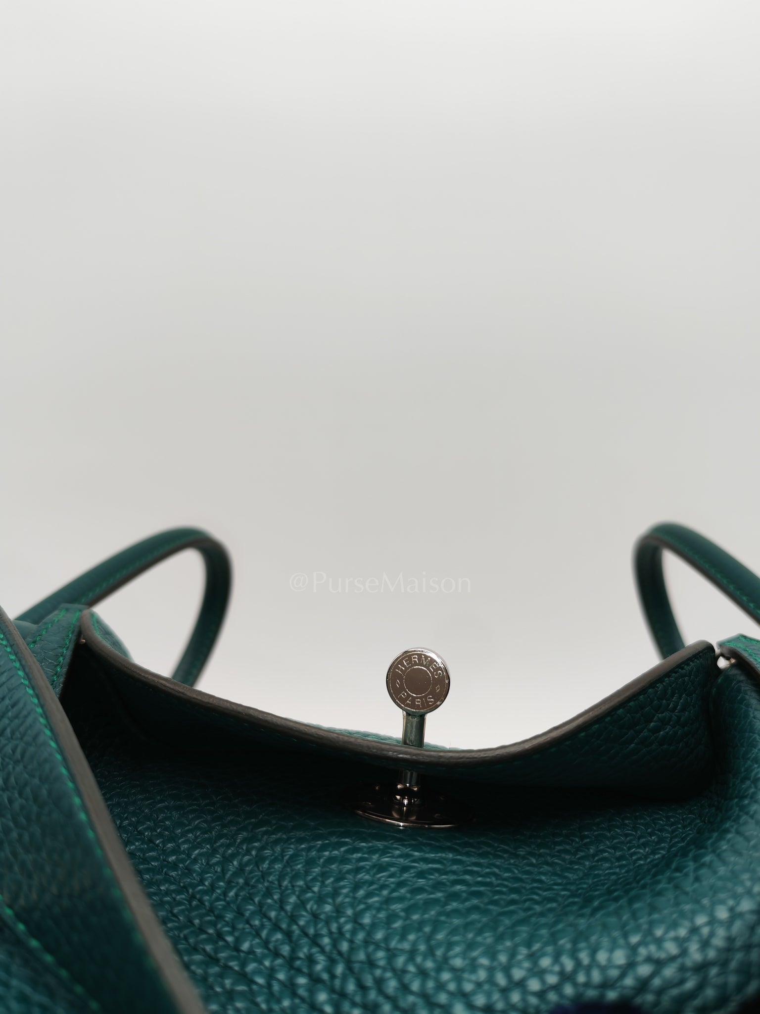 Lindy 26 Malachite Green Clemence Leather and Palladium Hardware Stamp A (2017) | Purse Maison Luxury Bags Shop