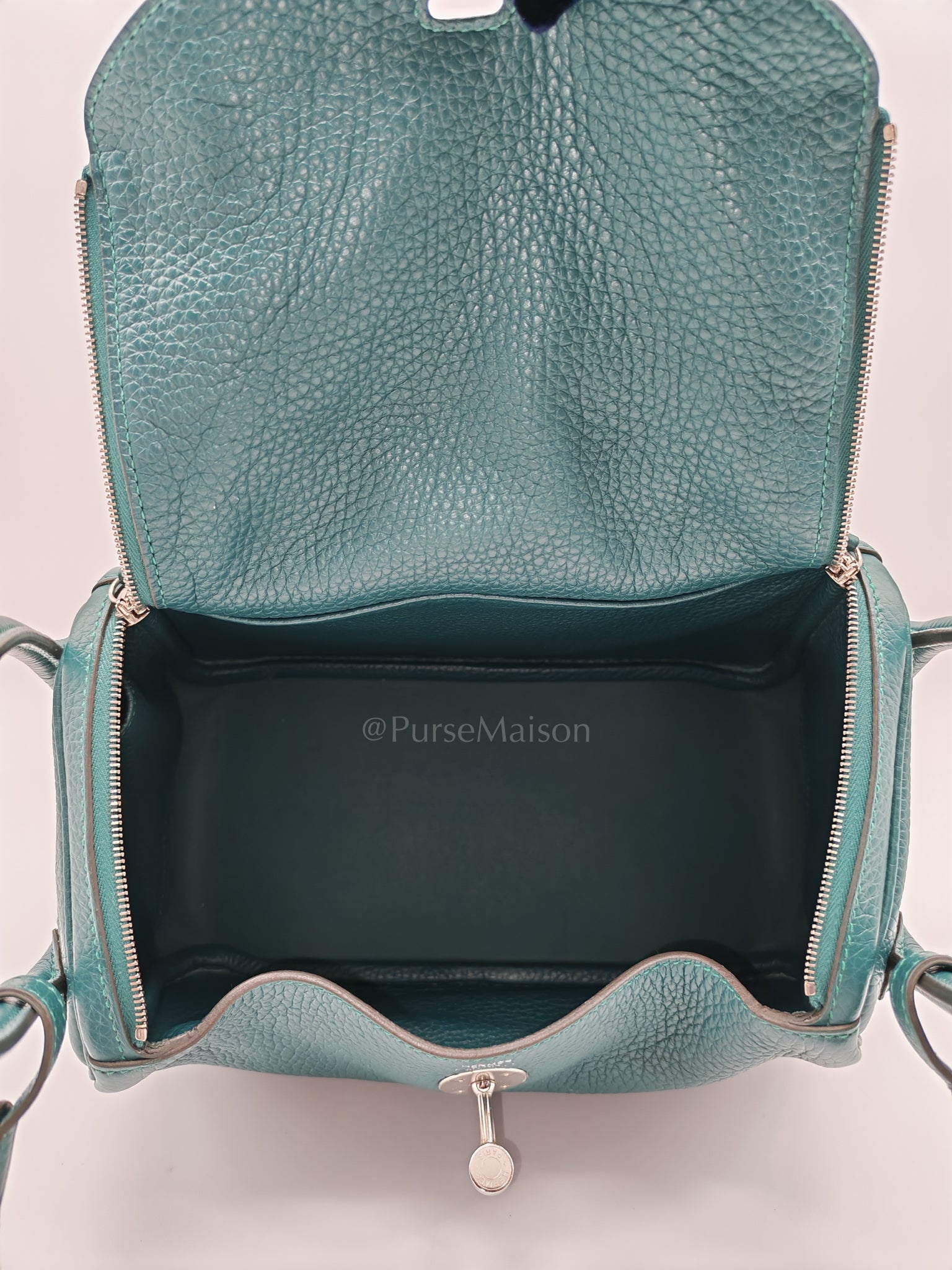 Lindy 26 Malachite Green Clemence Leather and Palladium Hardware Stamp A (2017) | Purse Maison Luxury Bags Shop