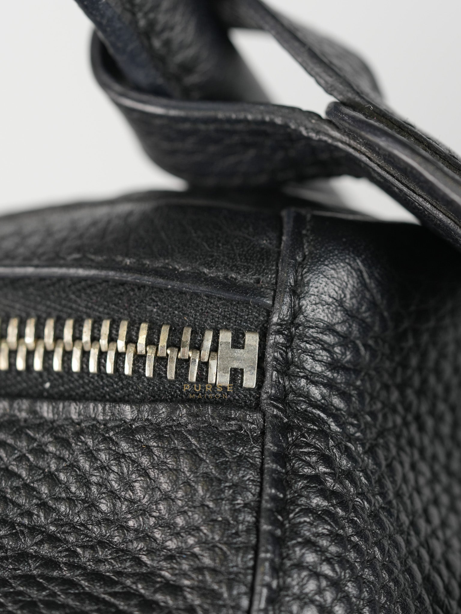 Lindy 30 Black Taurillion Clemence Leather in Palladium Hardware Stamp X (2016) | Purse Maison Luxury Bags Shop