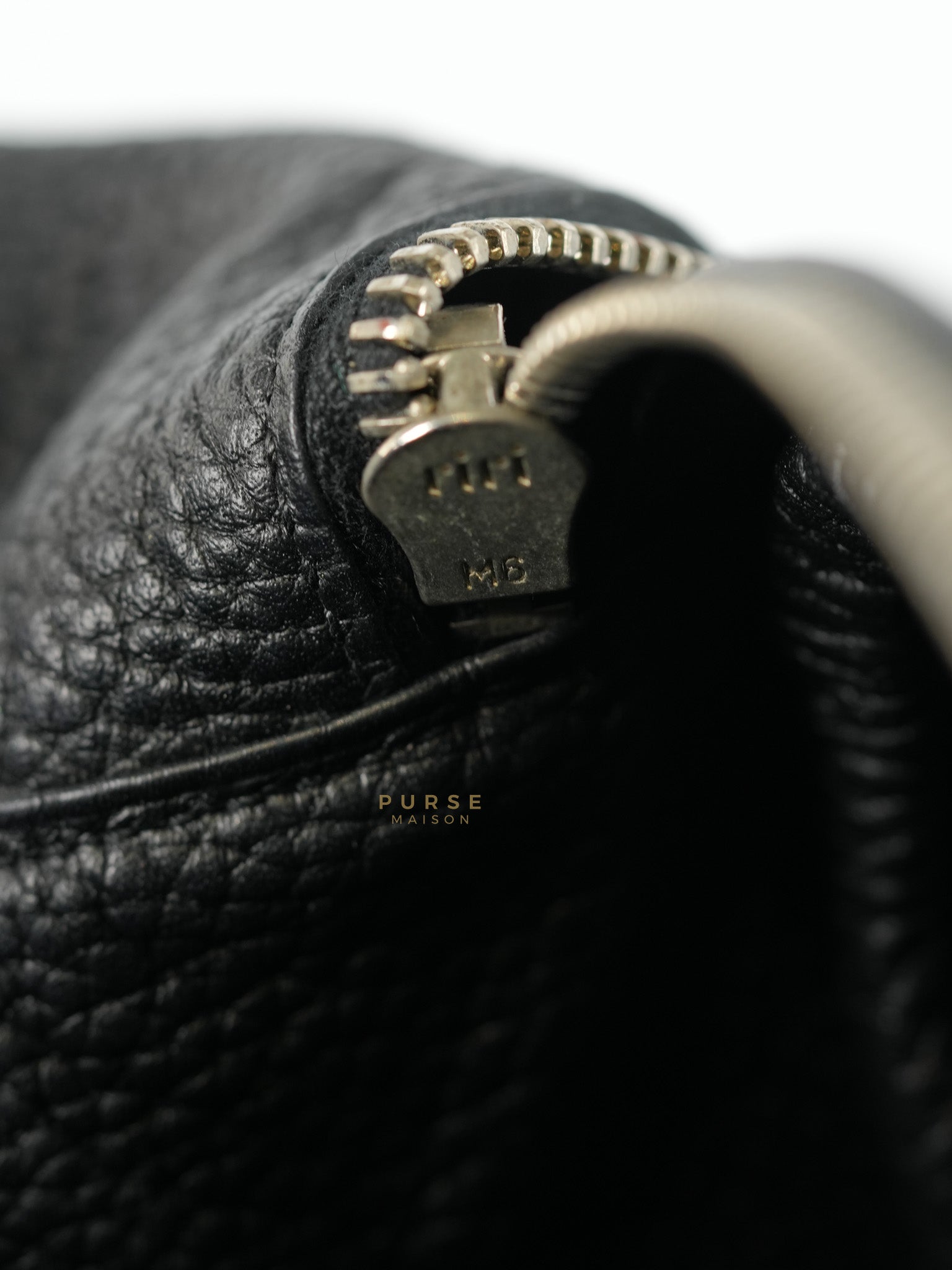 Lindy 30 Black Taurillion Clemence Leather in Palladium Hardware Stamp X (2016) | Purse Maison Luxury Bags Shop