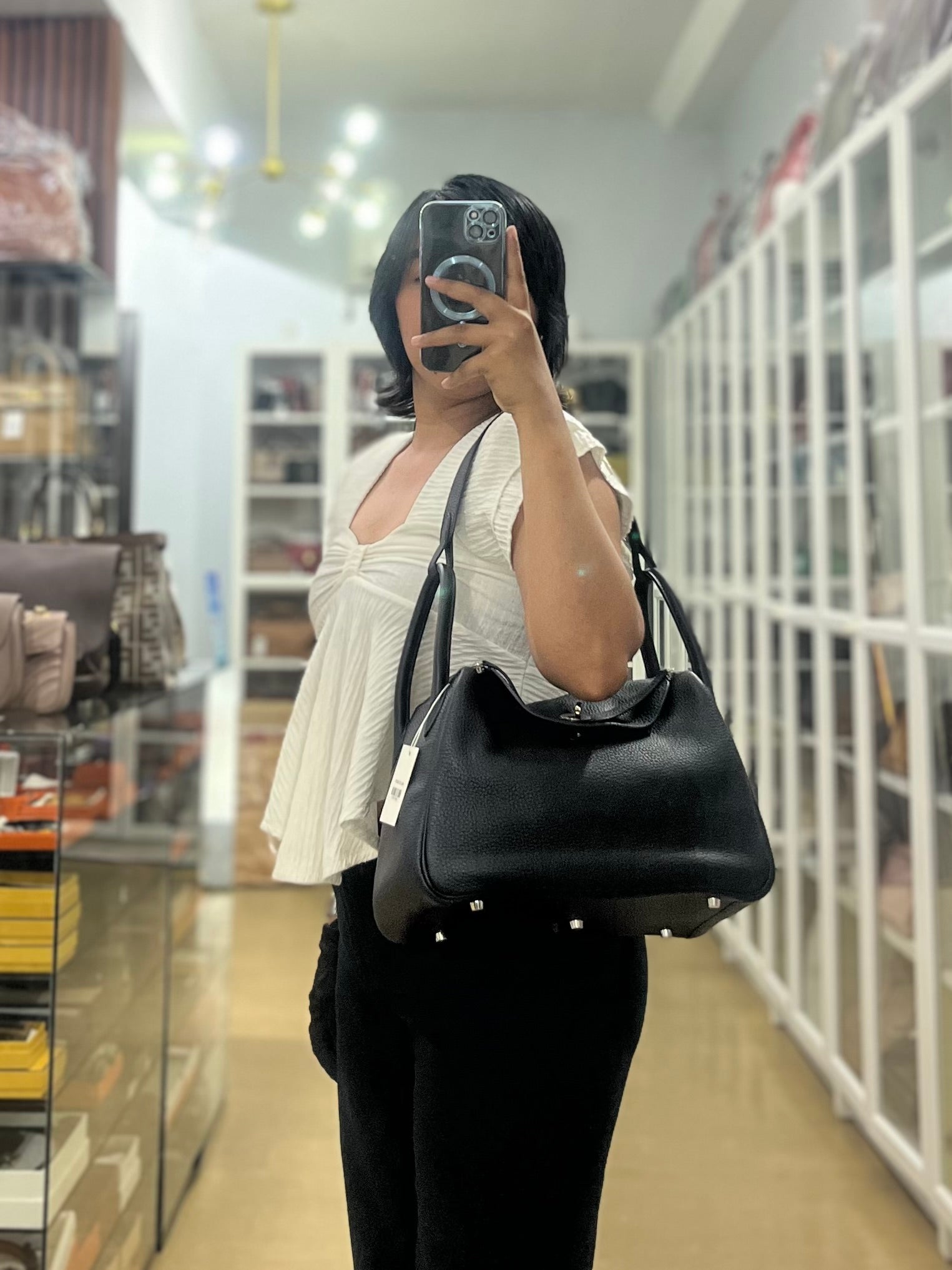 Lindy 30 Black Taurillion Clemence Leather in Palladium Hardware Stamp X (2016) | Purse Maison Luxury Bags Shop