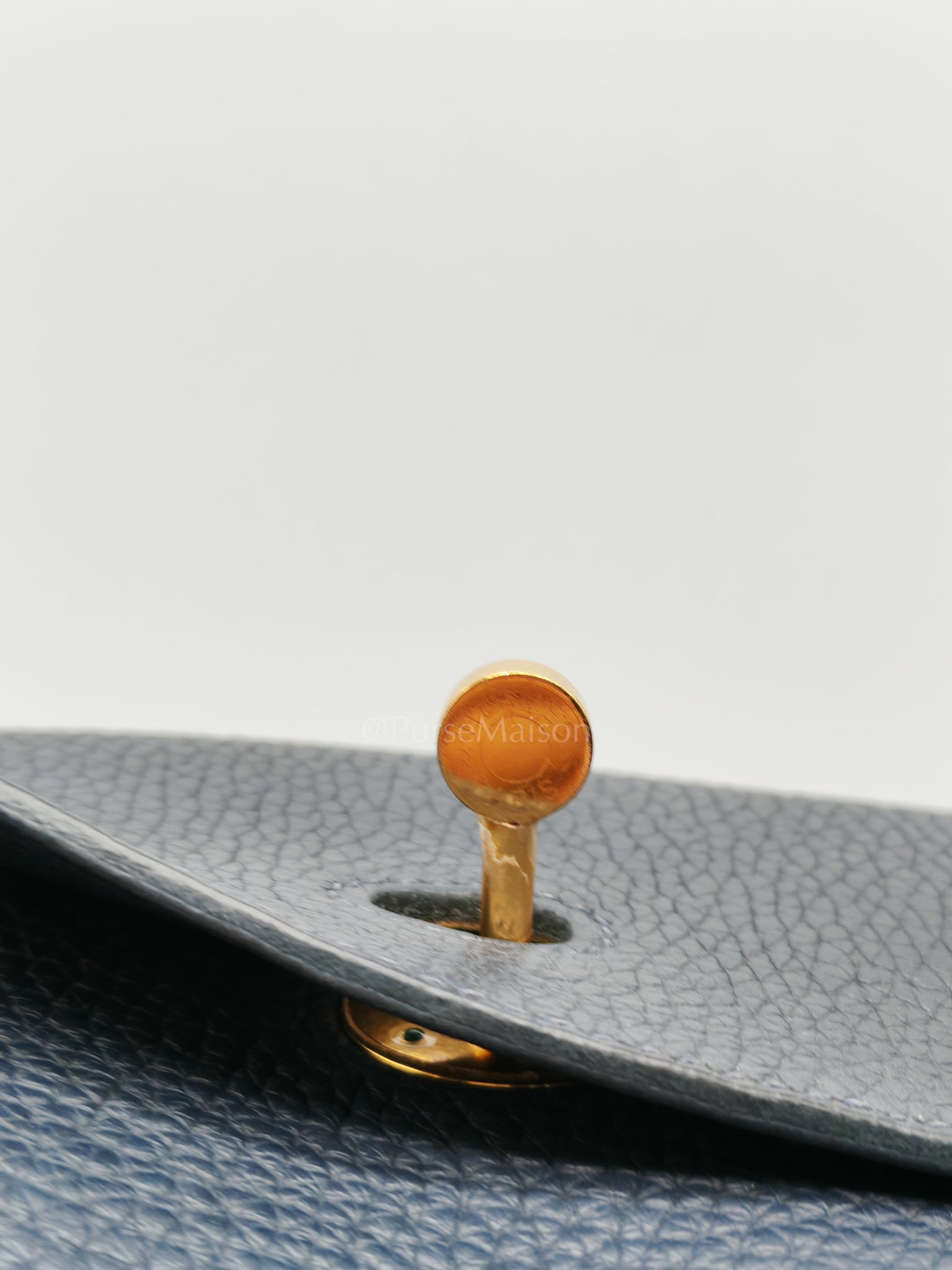 Lindy 30 Blue Nuit Clemence Leather in Gold Hardware Stamp X(2016) | Purse Maison Luxury Bags Shop