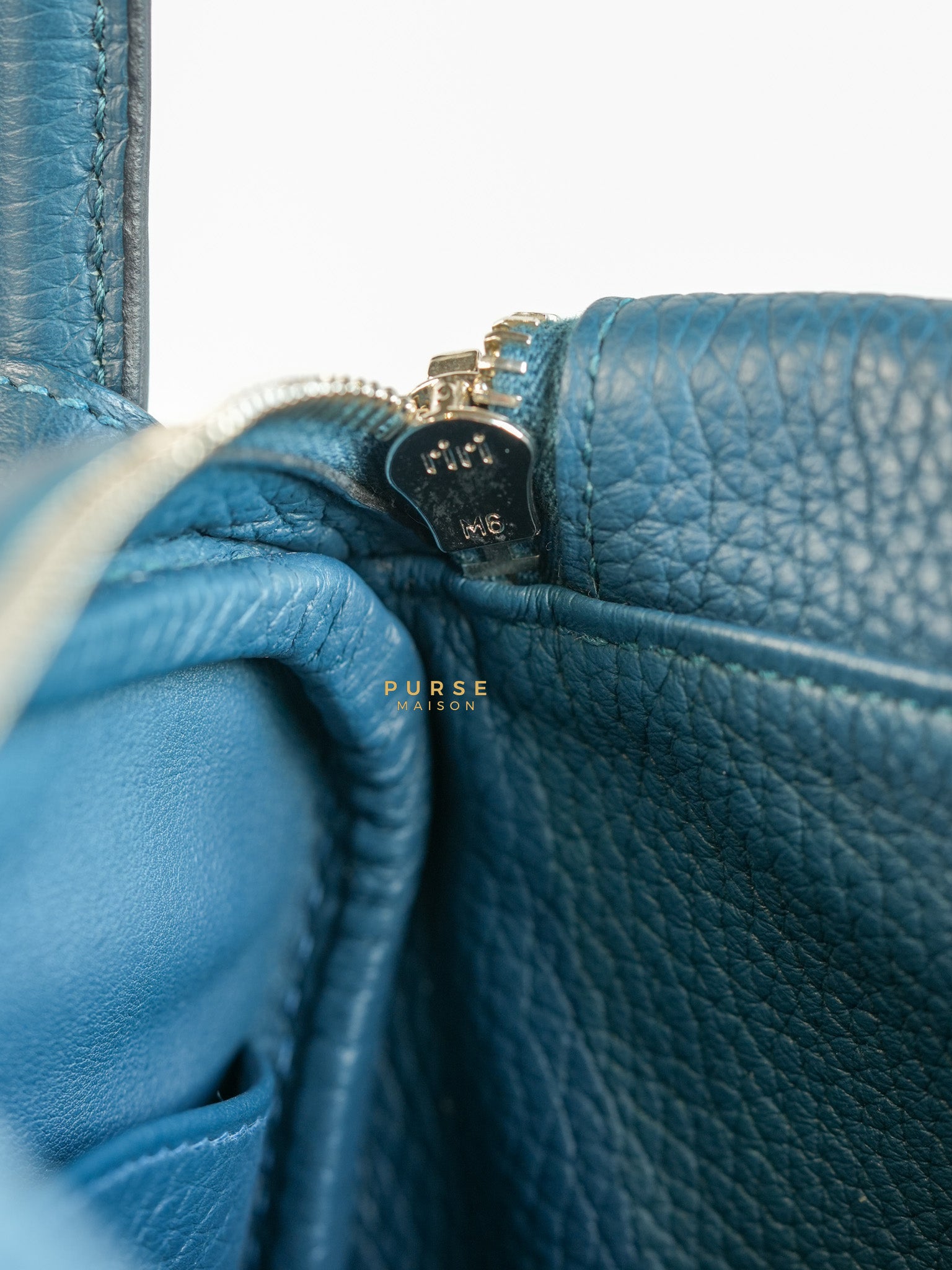 Lindy 30 Cobalt Clemence Leather and Palladium Hardware Stamp A | Purse Maison Luxury Bags Shop