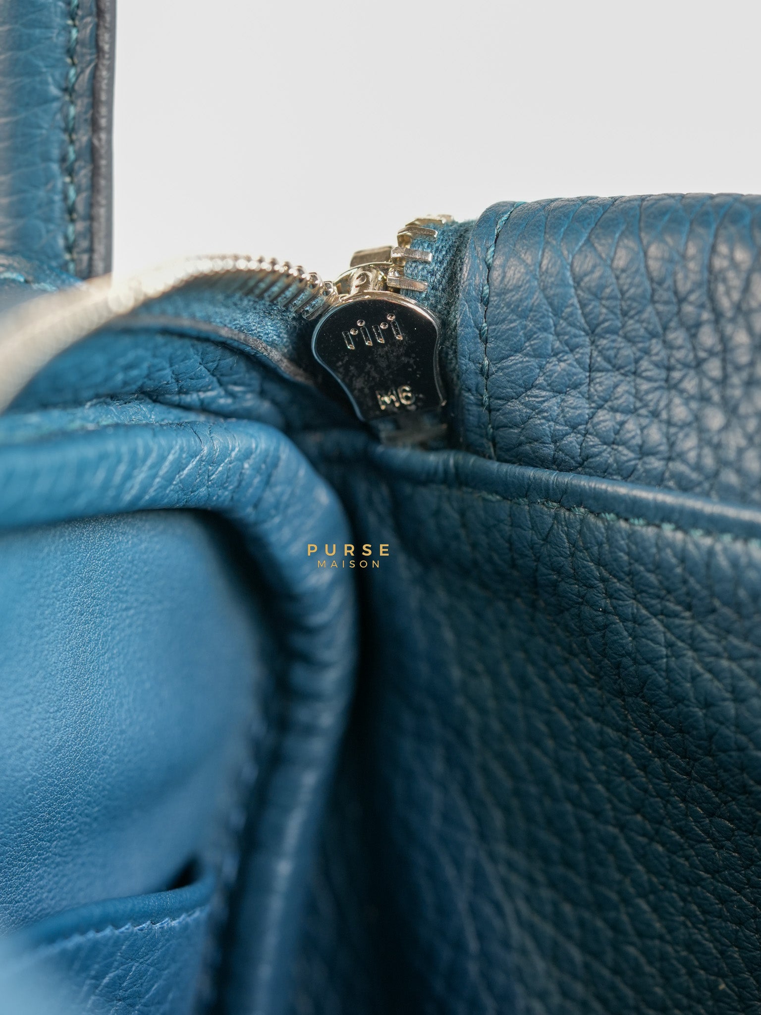 Lindy 30 Cobalt Clemence Leather and Palladium Hardware Stamp A | Purse Maison Luxury Bags Shop