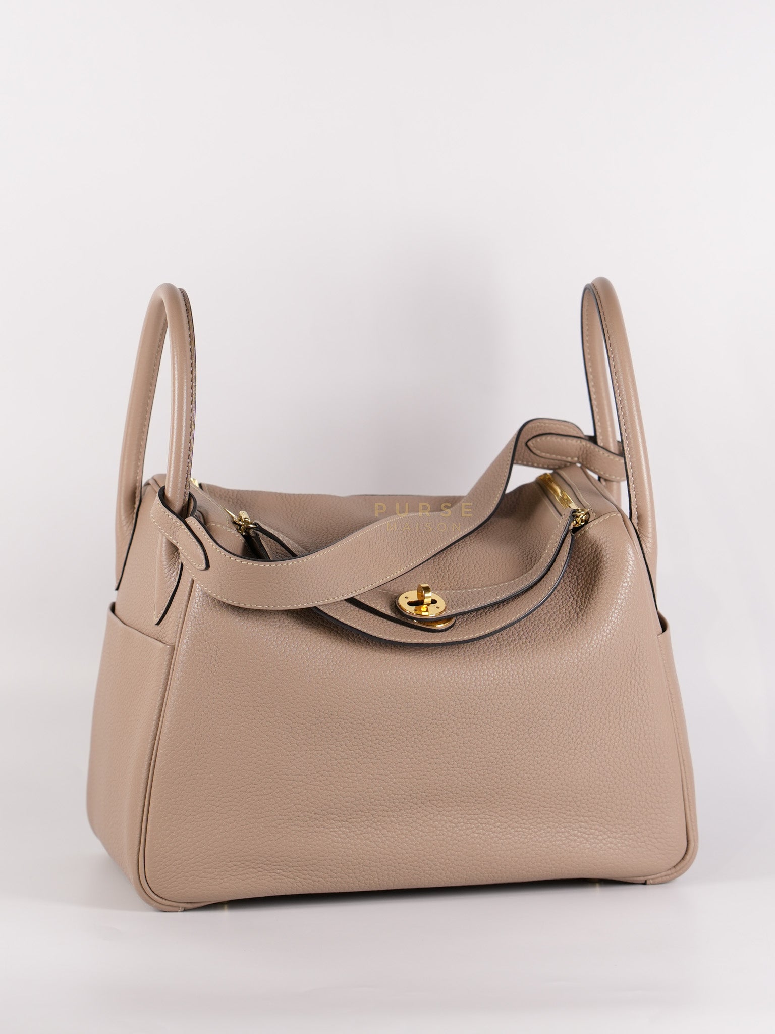 Lindy 30 Gris Tourterelle in Clemence Leather and Gold Hardware Stamp Square P (2012) | Purse Maison Luxury Bags Shop