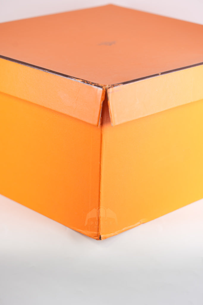 Lindy 30 in Black Clemence Leather Gold Hardware Stamp D(2019) | Purse Maison Luxury Bags Shop