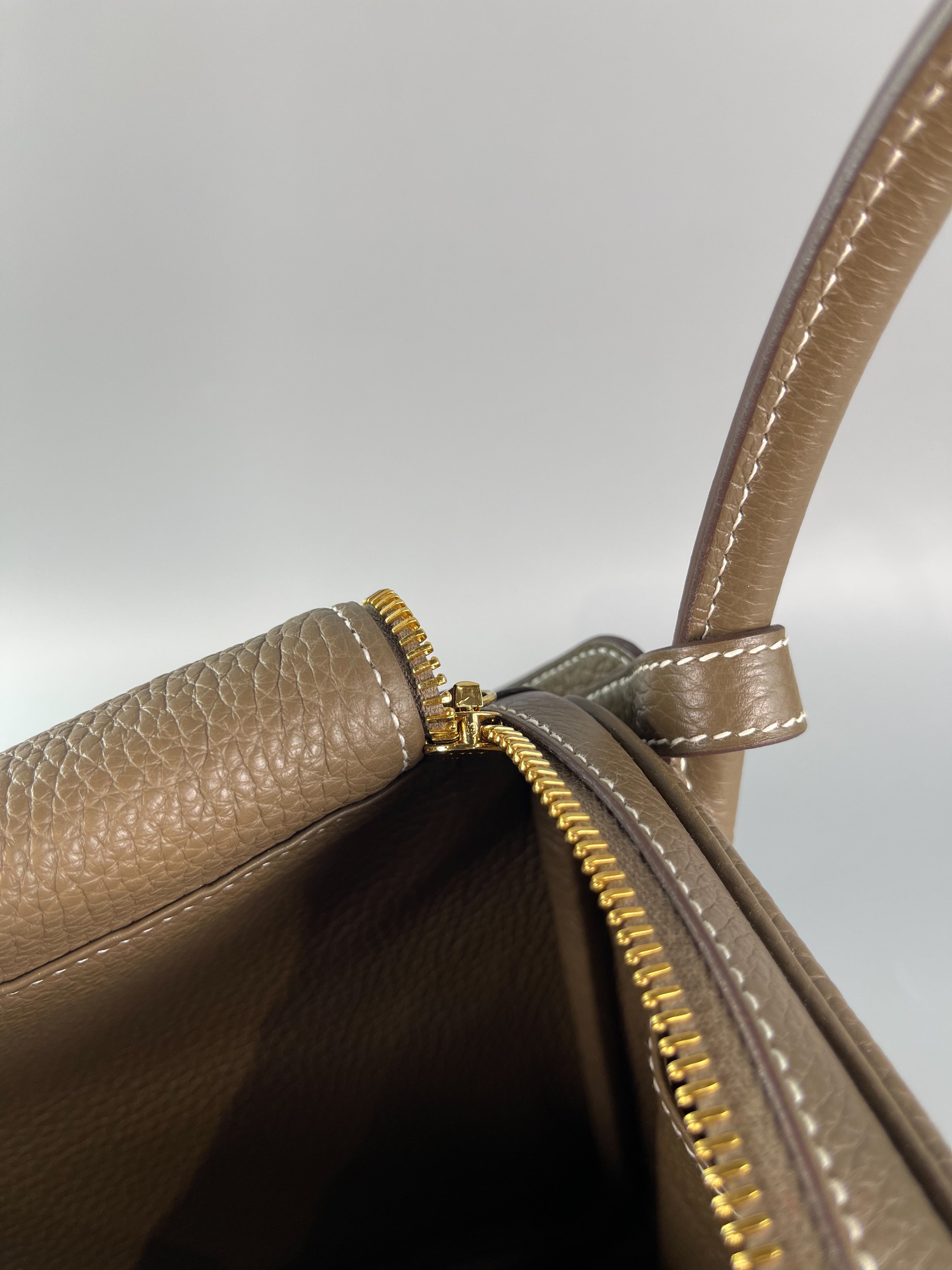 Lindy 30 in Etoupe Clemence Leather & Gold Hardware Stamp C (2018) | Purse Maison Luxury Bags Shop