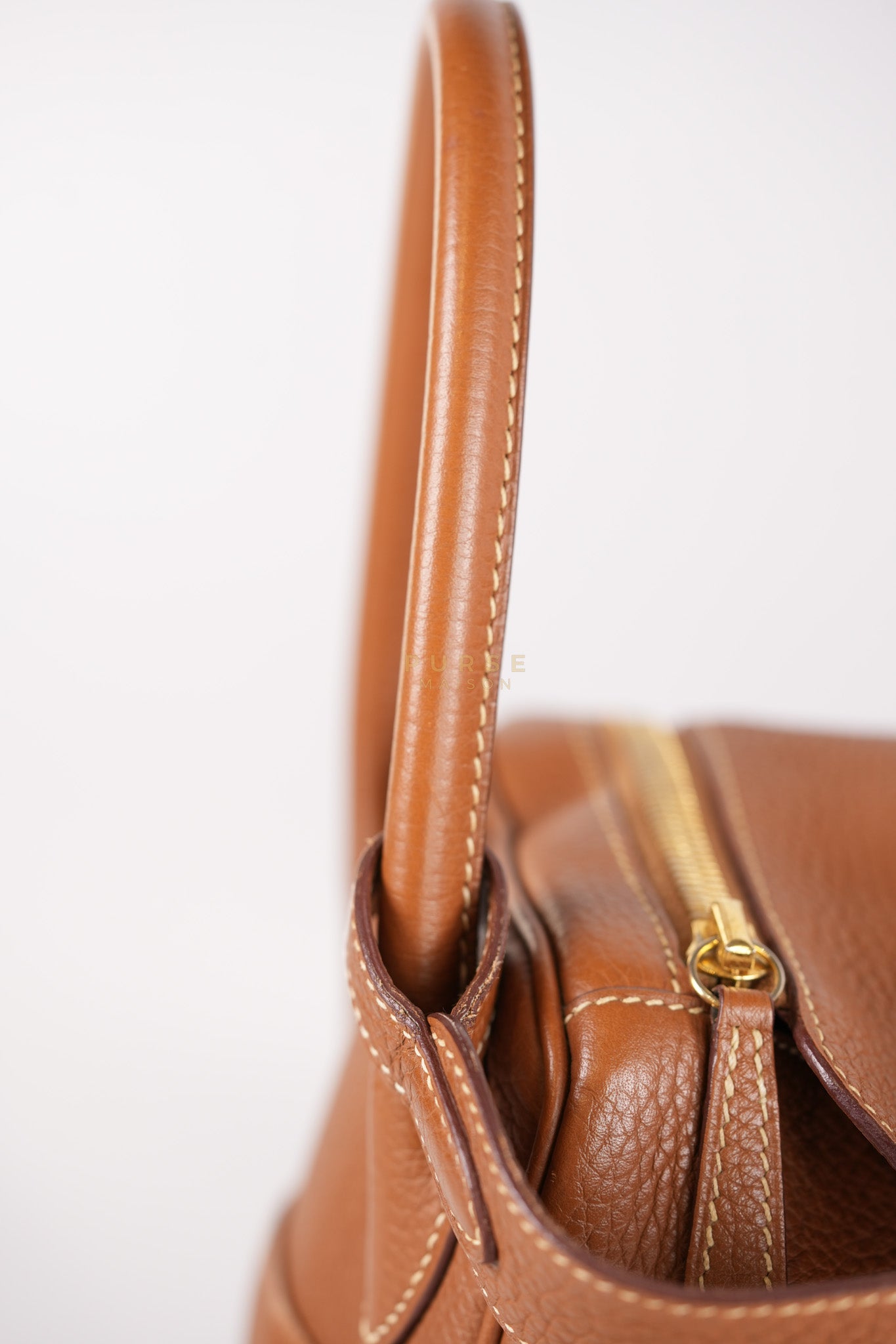 Lindy 30 in Gold Clemence Leather Gold Hardware Stamp A(2017) | Purse Maison Luxury Bags Shop