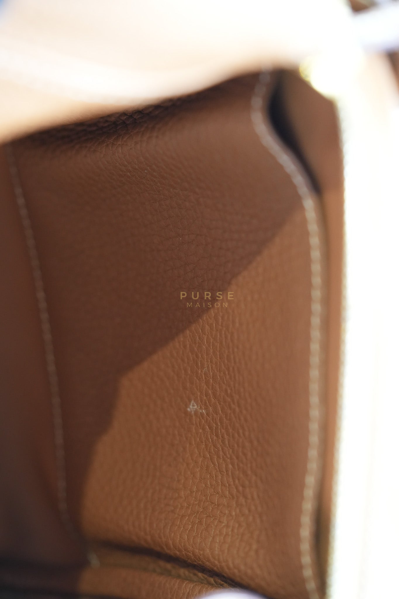 Lindy 30 in Gold Clemence Leather Gold Hardware Stamp A(2017) | Purse Maison Luxury Bags Shop