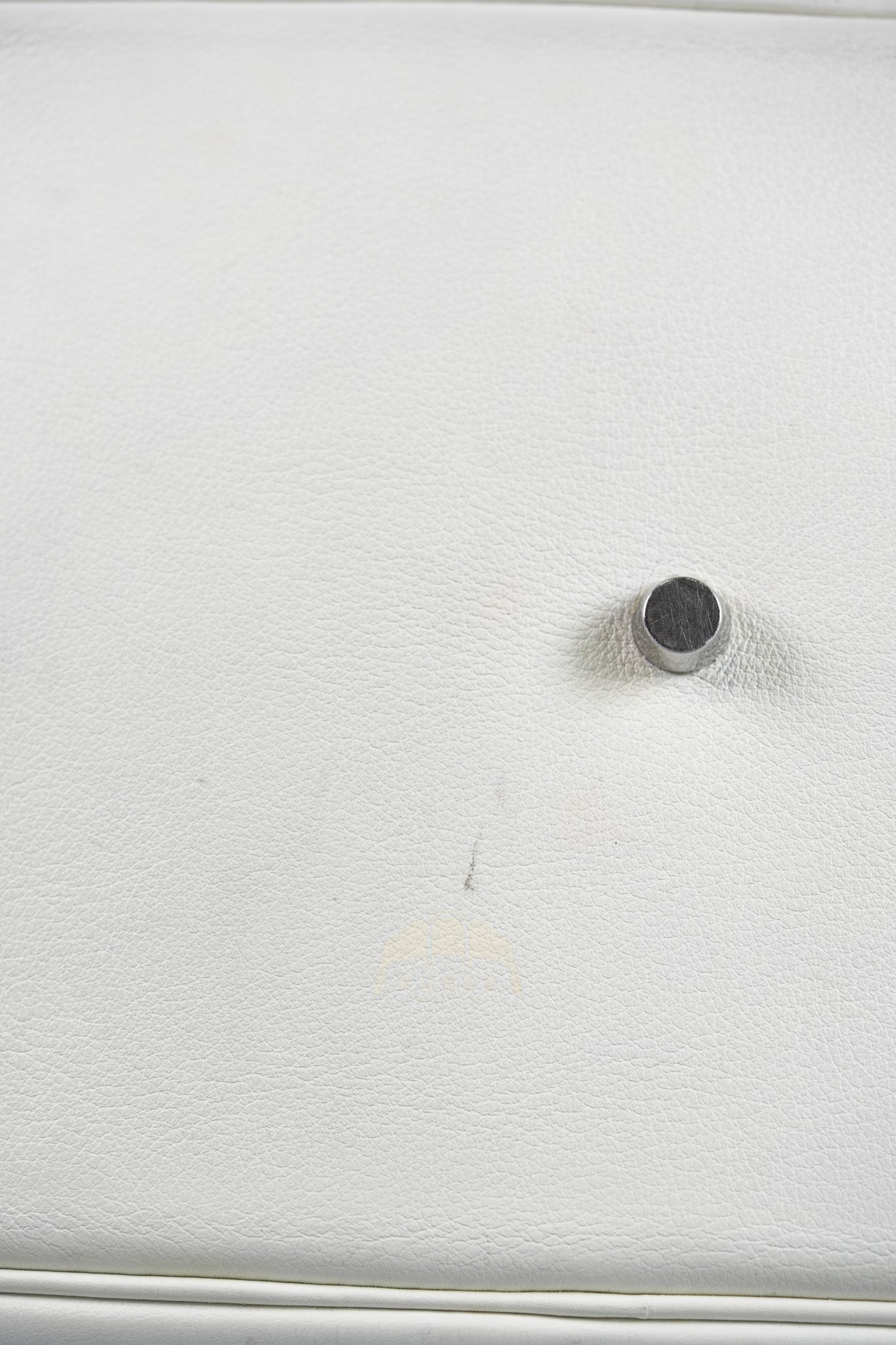 Lindy 30 in White Evercolor Leather & Palladium Hardware Stamp Square K (2007) | Purse Maison Luxury Bags Shop