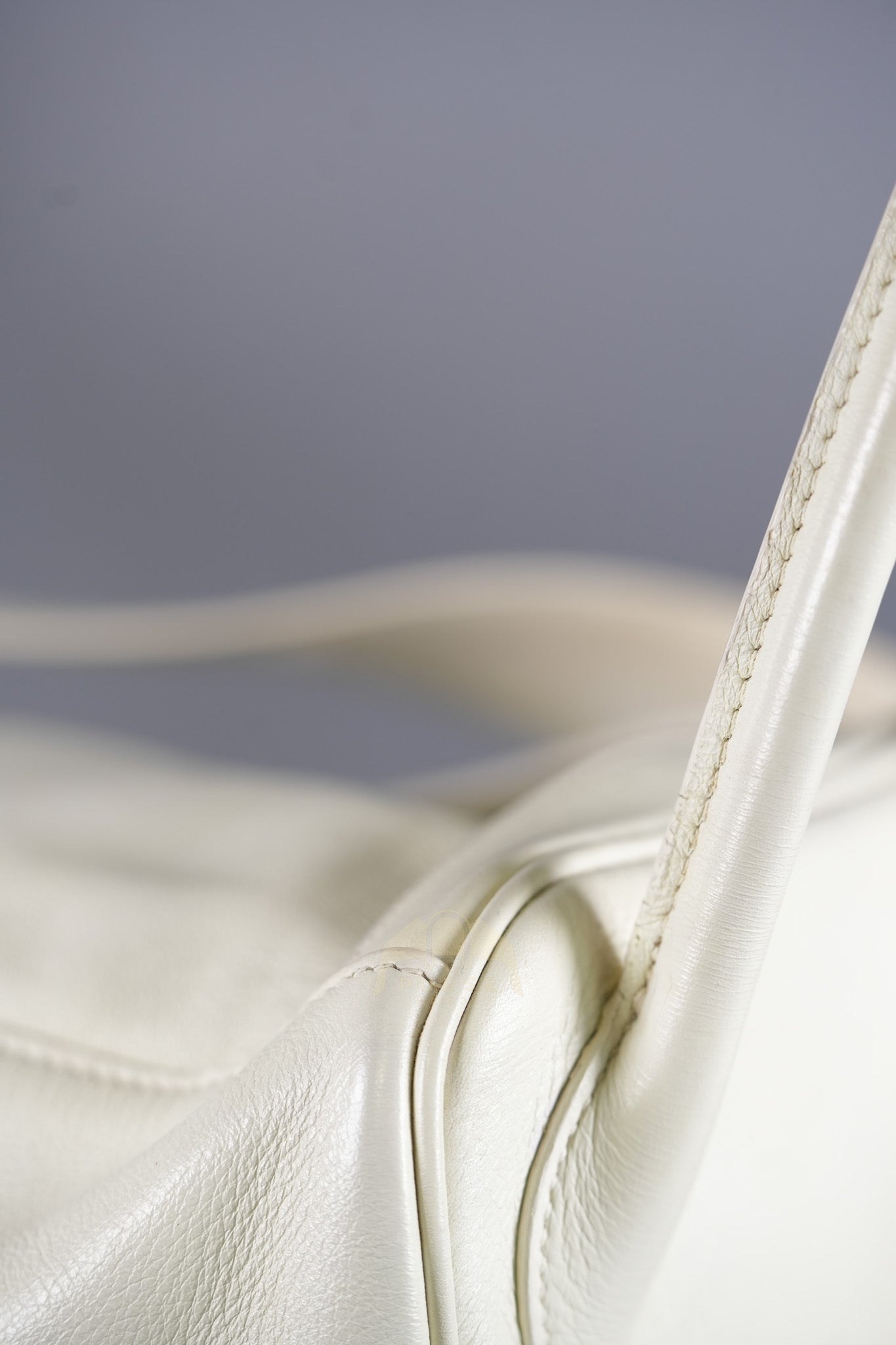 Lindy 30 in White Evercolor Leather & Palladium Hardware Stamp Square K (2007) | Purse Maison Luxury Bags Shop