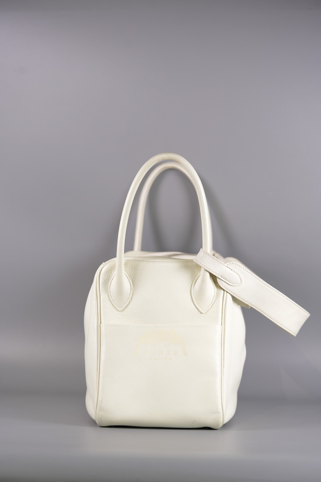 Lindy 30 in White Evercolor Leather & Palladium Hardware Stamp Square K (2007) | Purse Maison Luxury Bags Shop