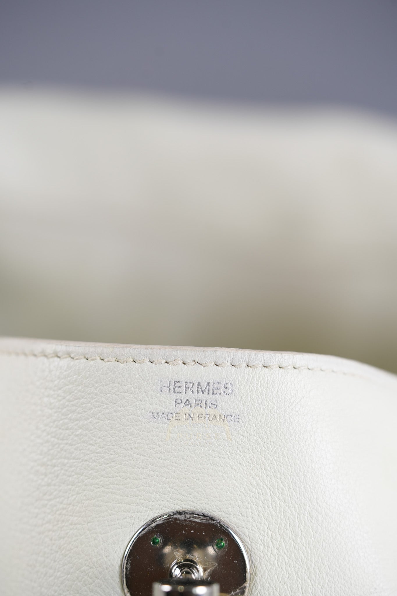 Lindy 30 in White Evercolor Leather & Palladium Hardware Stamp Square K (2007) | Purse Maison Luxury Bags Shop