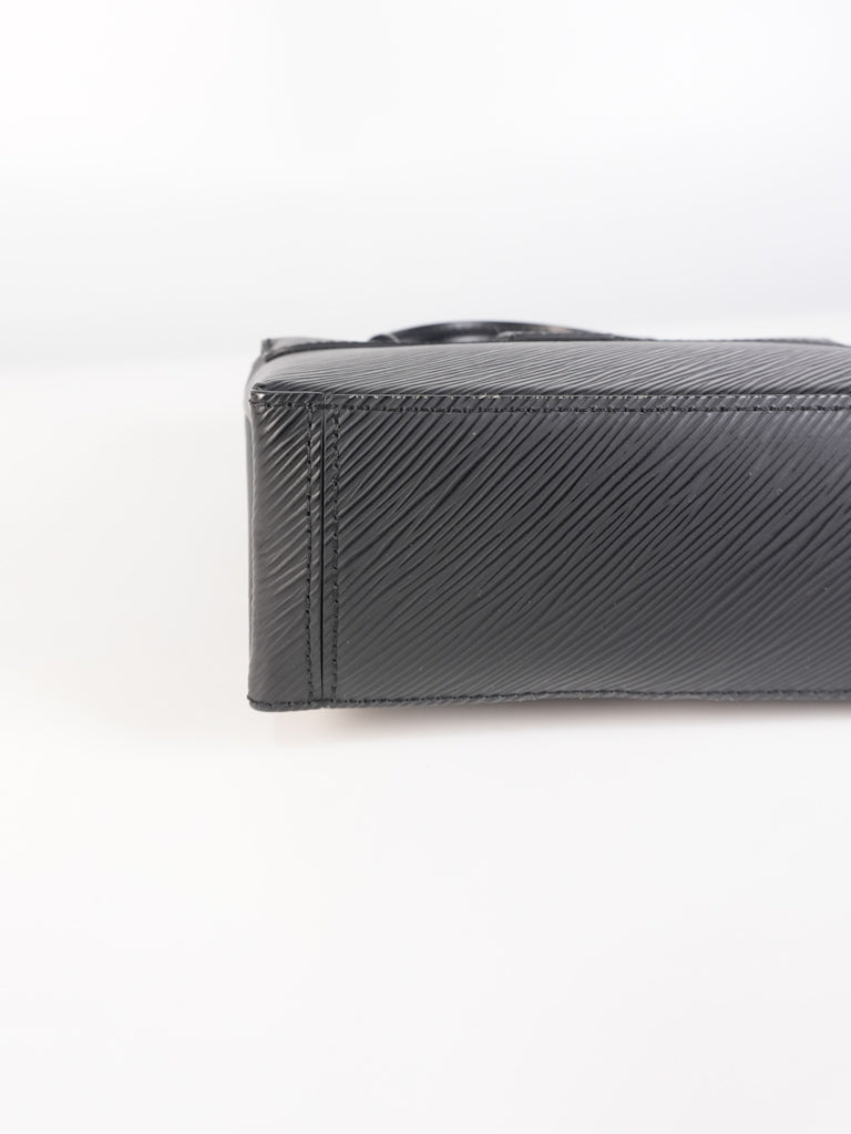 Locky BB in Black Epi Leather and Gold Hardware (Date Code: FL0189) | Purse Maison Luxury Bags Shop