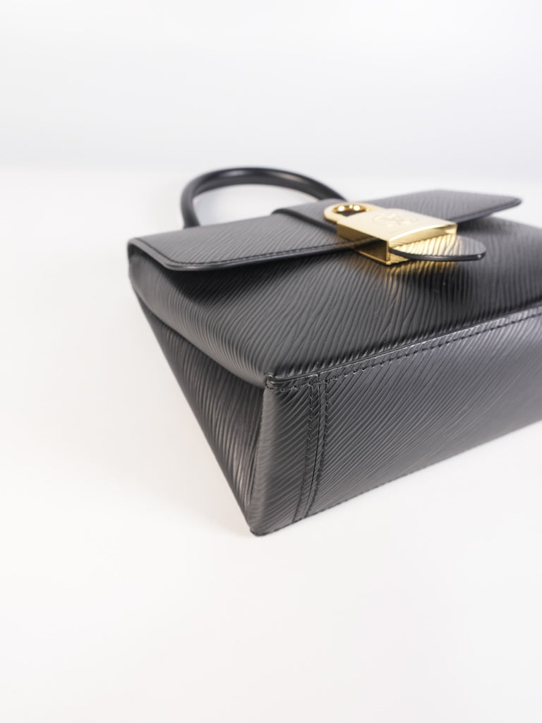 Locky BB in Black Epi Leather and Gold Hardware (Date Code: FL0189) | Purse Maison Luxury Bags Shop