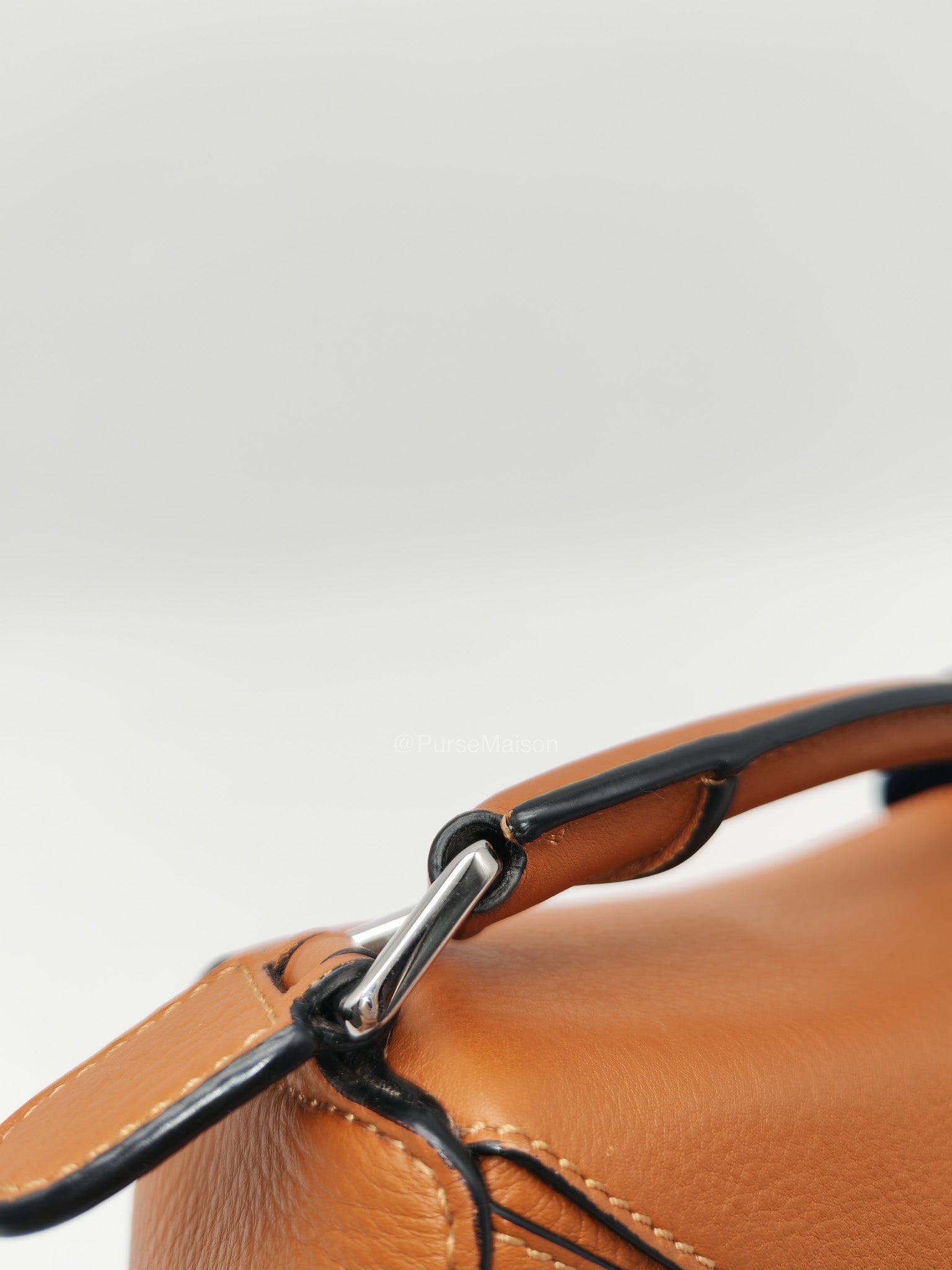 Loewe Bolso Puzzle Bag Mini in Tan Soft Grained Calfskin Silver Hardware(Old Version) | Purse Maison Luxury Bags Shop