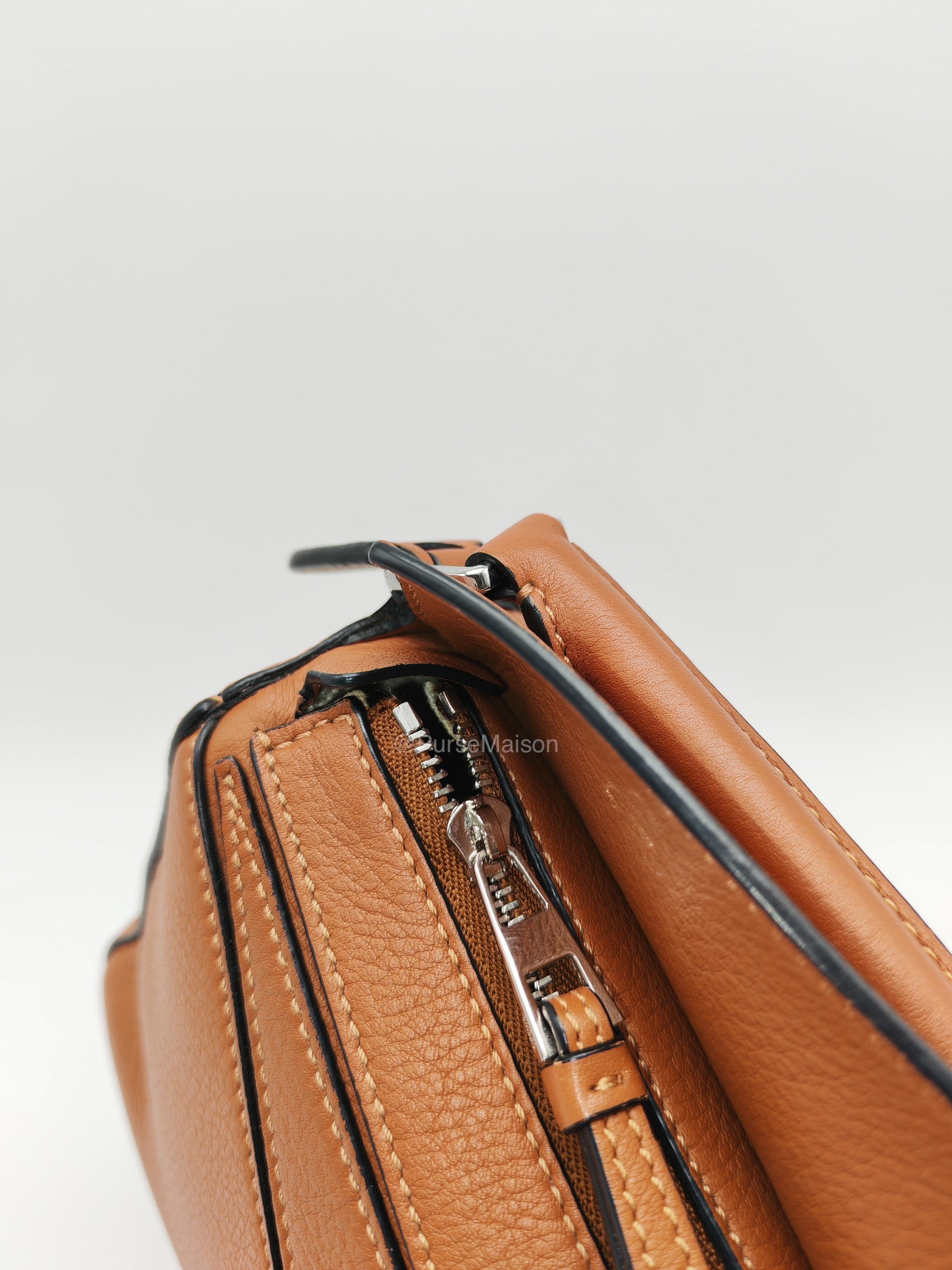 Loewe Bolso Puzzle Bag Mini in Tan Soft Grained Calfskin Silver Hardware(Old Version) | Purse Maison Luxury Bags Shop