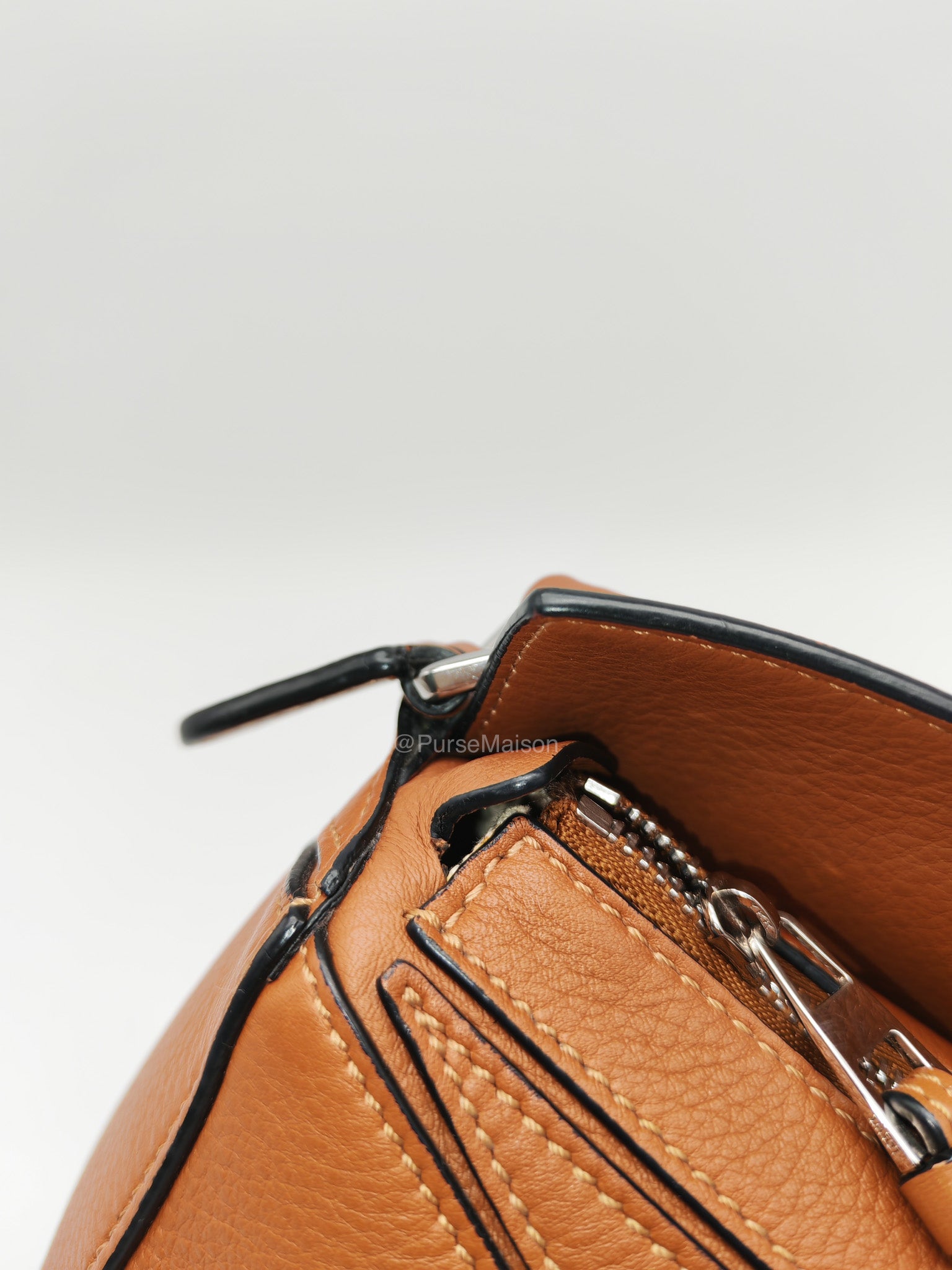 Loewe Bolso Puzzle Bag Mini in Tan Soft Grained Calfskin Silver Hardware(Old Version) | Purse Maison Luxury Bags Shop