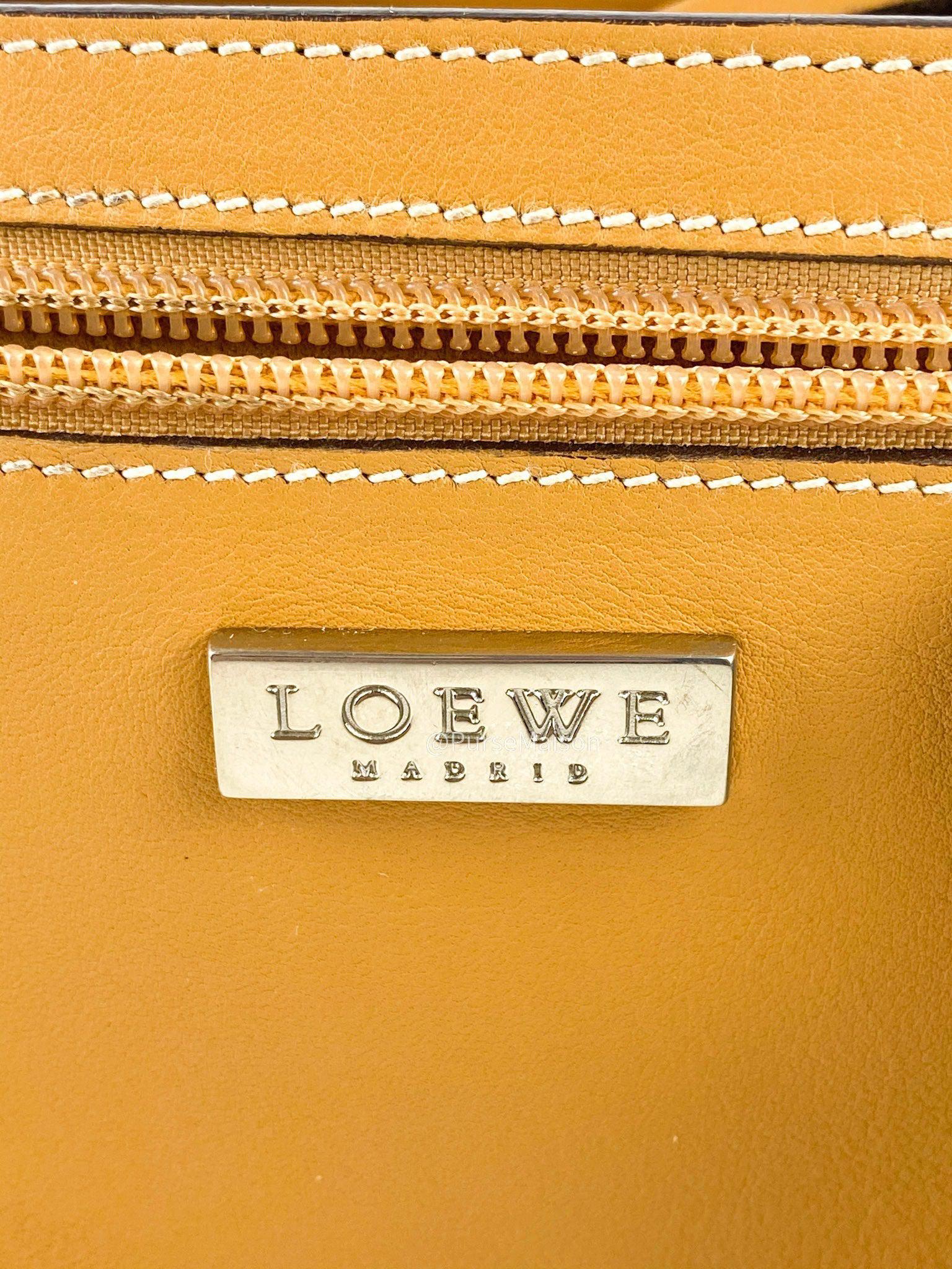Loewe Light Caramel Hand Bag
