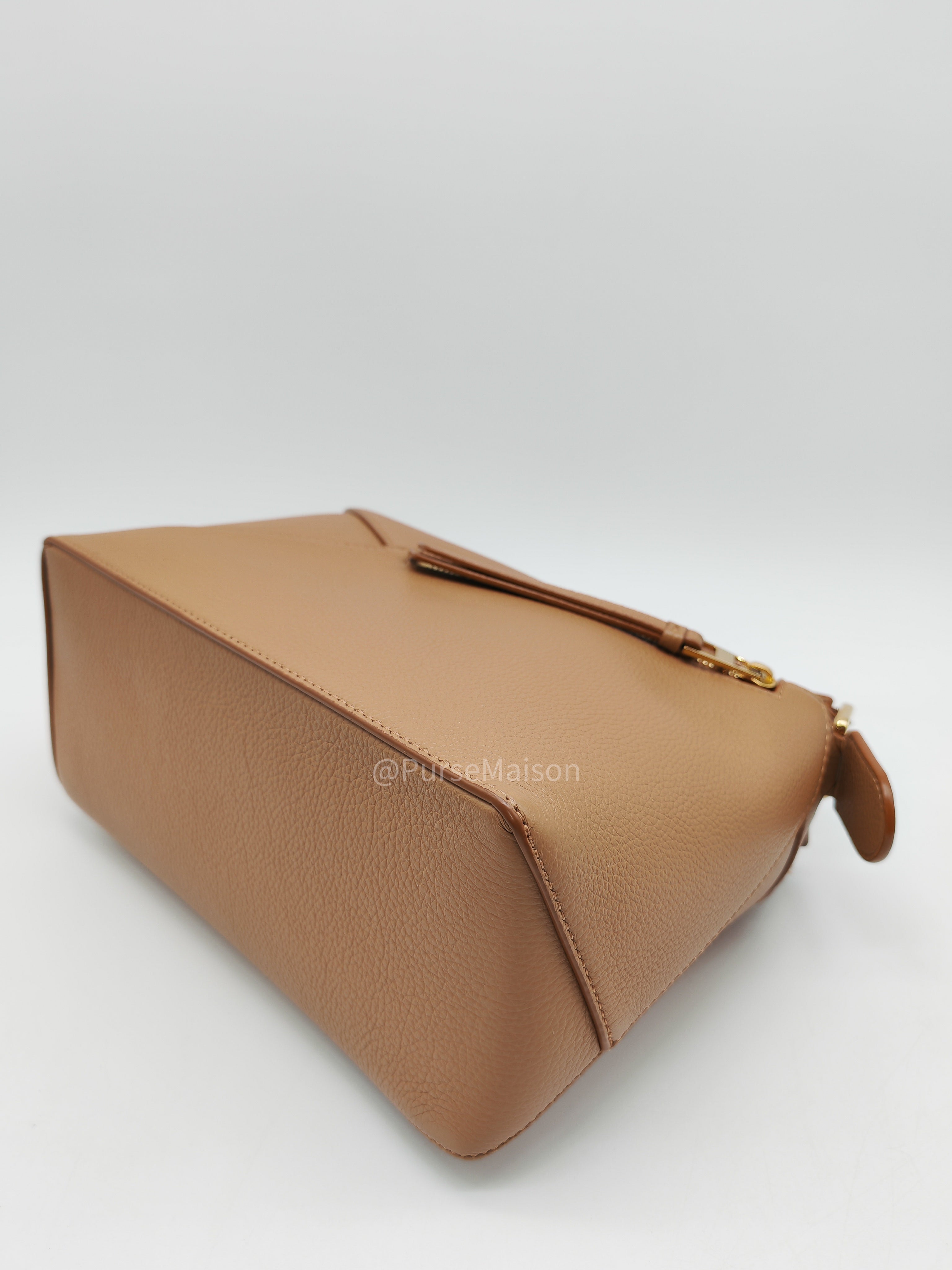 Loewe Puzzle Edge Small in Toffee Grained Calfskin Leather Shoulder Bag | Purse Maison Luxury Bags Shop