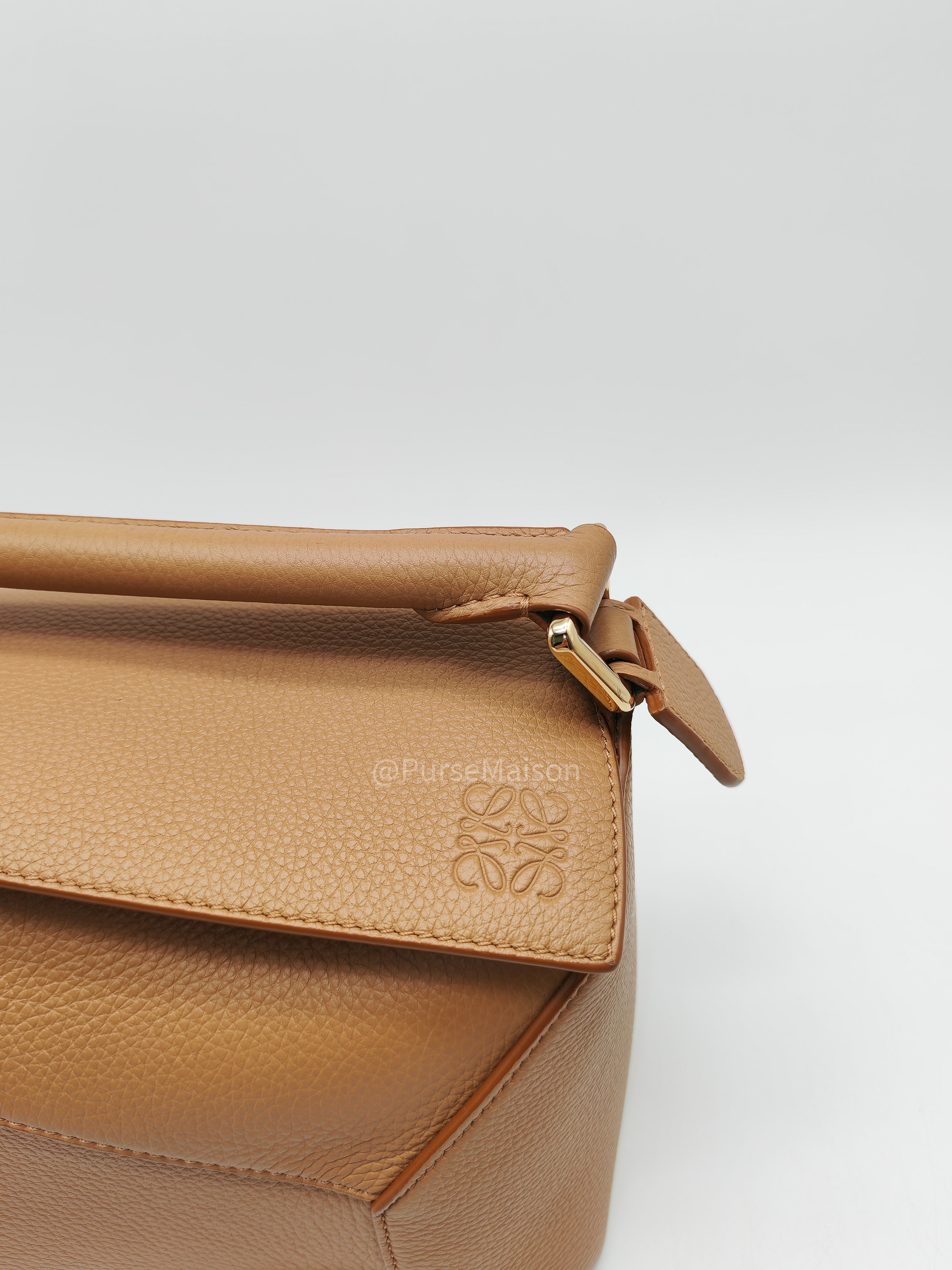 Loewe Puzzle Edge Small in Toffee Grained Calfskin Leather Shoulder Bag | Purse Maison Luxury Bags Shop