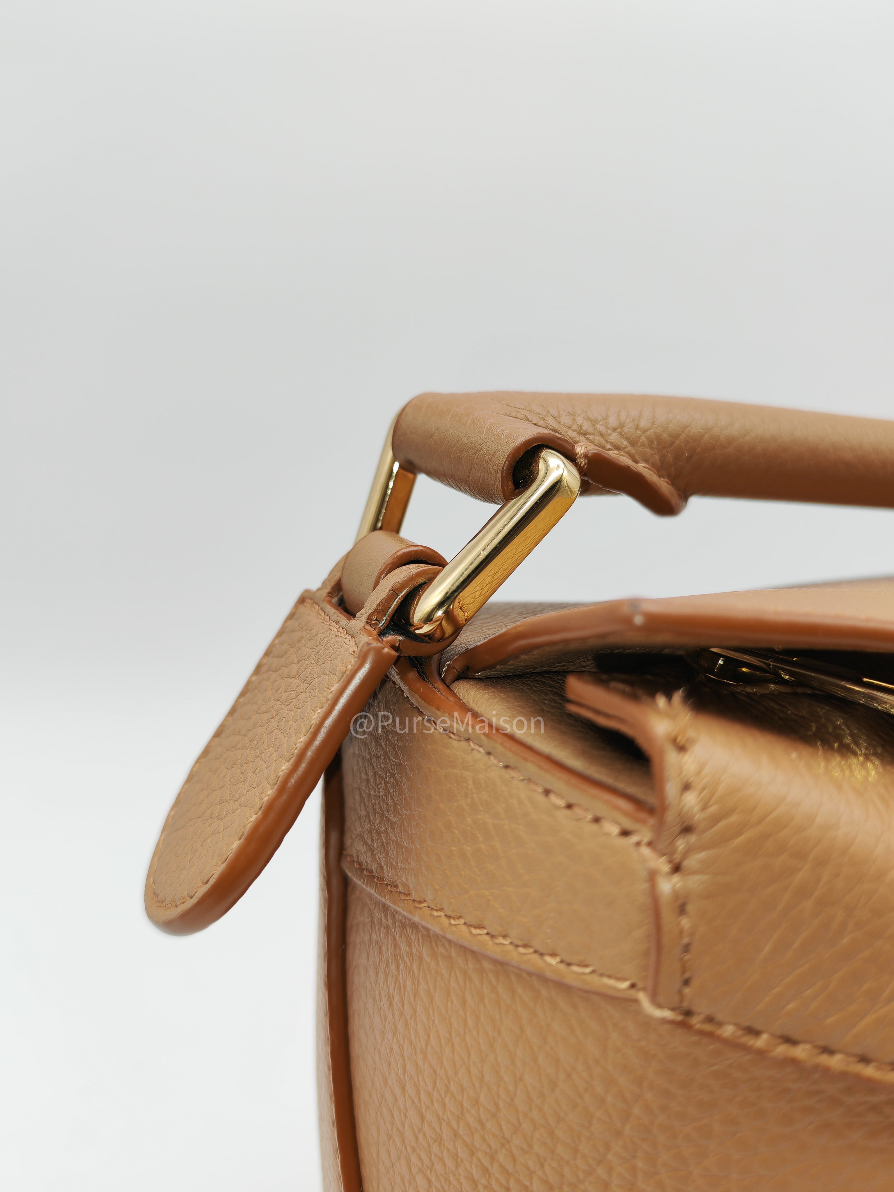 Loewe Puzzle Edge Small in Toffee Grained Calfskin Leather Shoulder Bag | Purse Maison Luxury Bags Shop