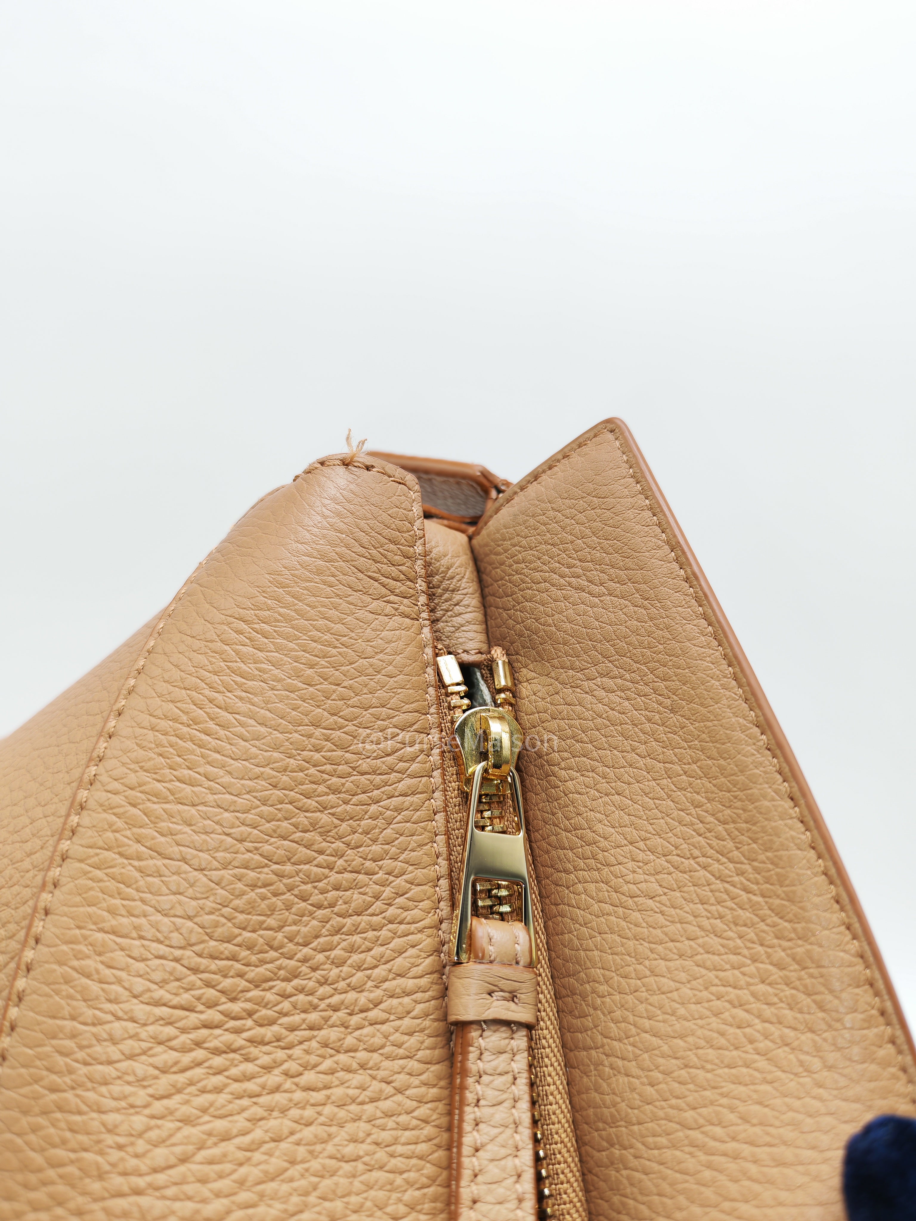 Loewe Puzzle Edge Small in Toffee Grained Calfskin Leather Shoulder Bag | Purse Maison Luxury Bags Shop