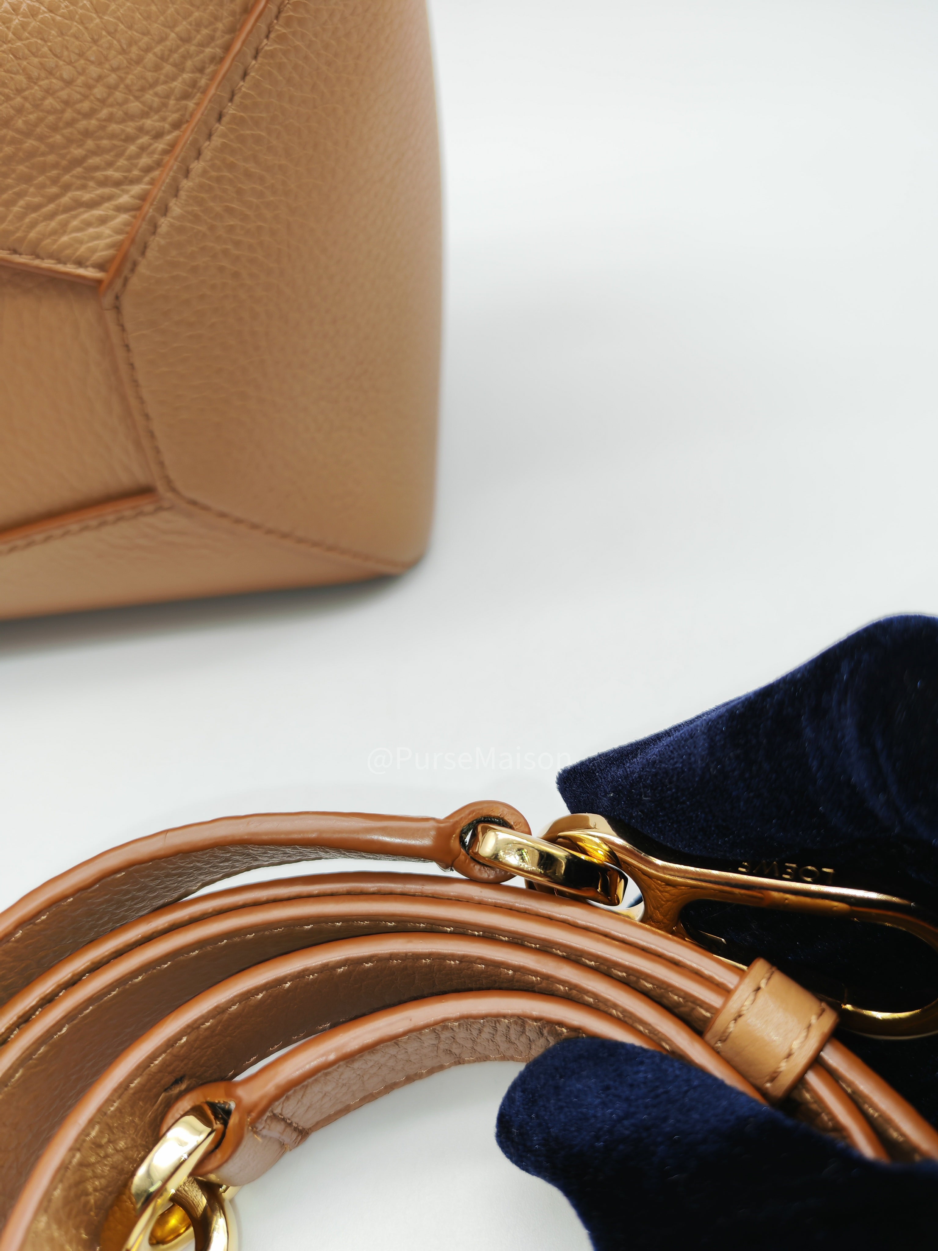 Loewe Puzzle Edge Small in Toffee Grained Calfskin Leather Shoulder Bag | Purse Maison Luxury Bags Shop