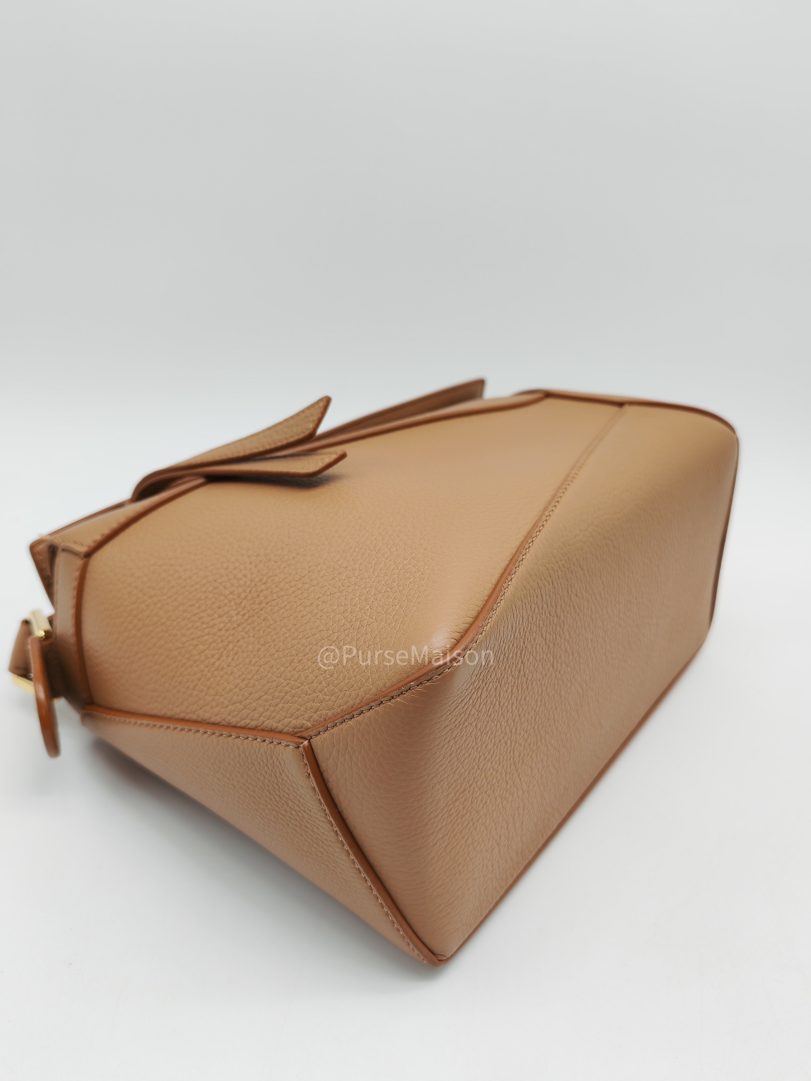 Loewe Puzzle Edge Small in Toffee Grained Calfskin Leather Shoulder Bag | Purse Maison Luxury Bags Shop