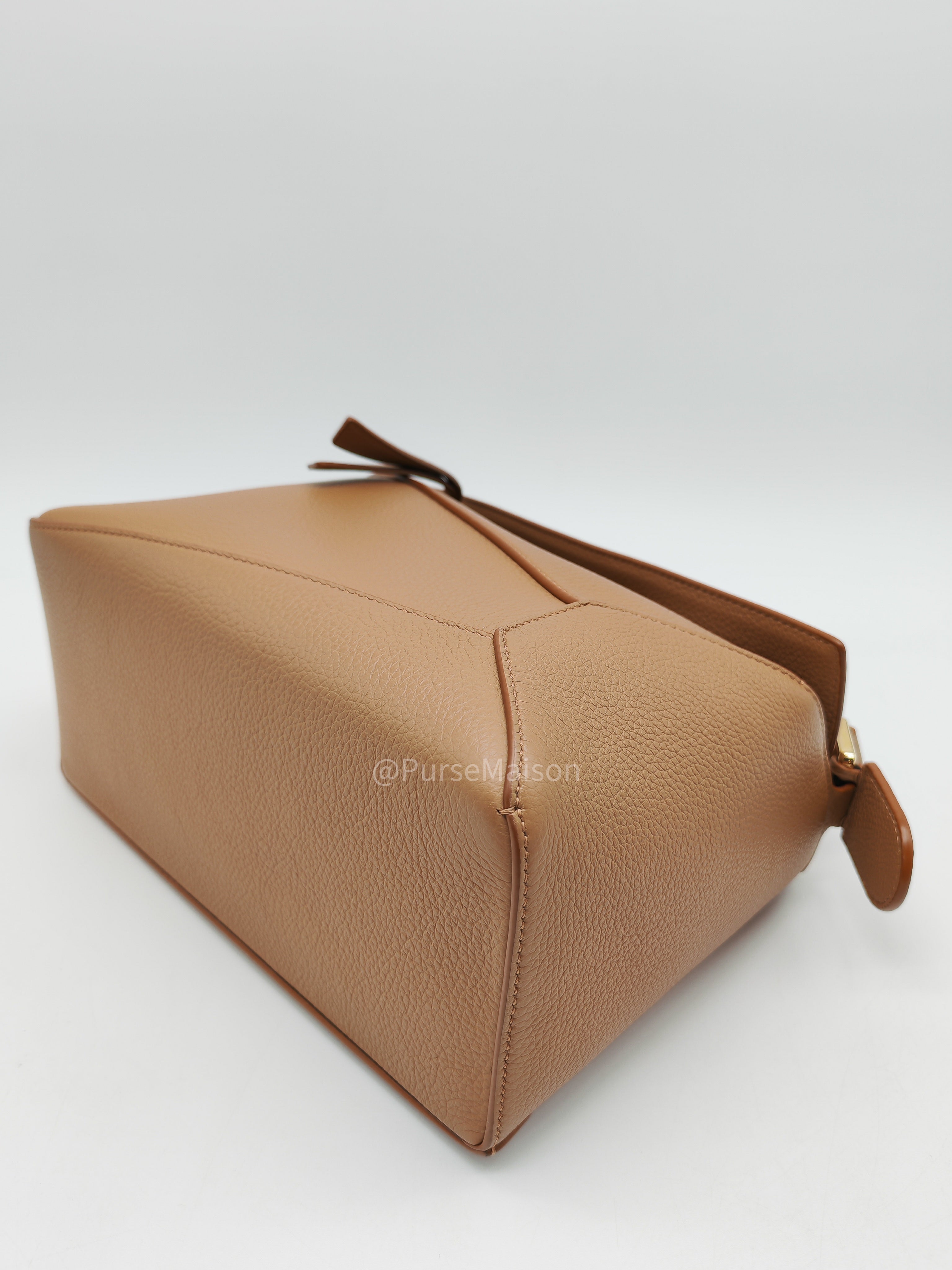 Loewe Puzzle Edge Small in Toffee Grained Calfskin Leather Shoulder Bag | Purse Maison Luxury Bags Shop