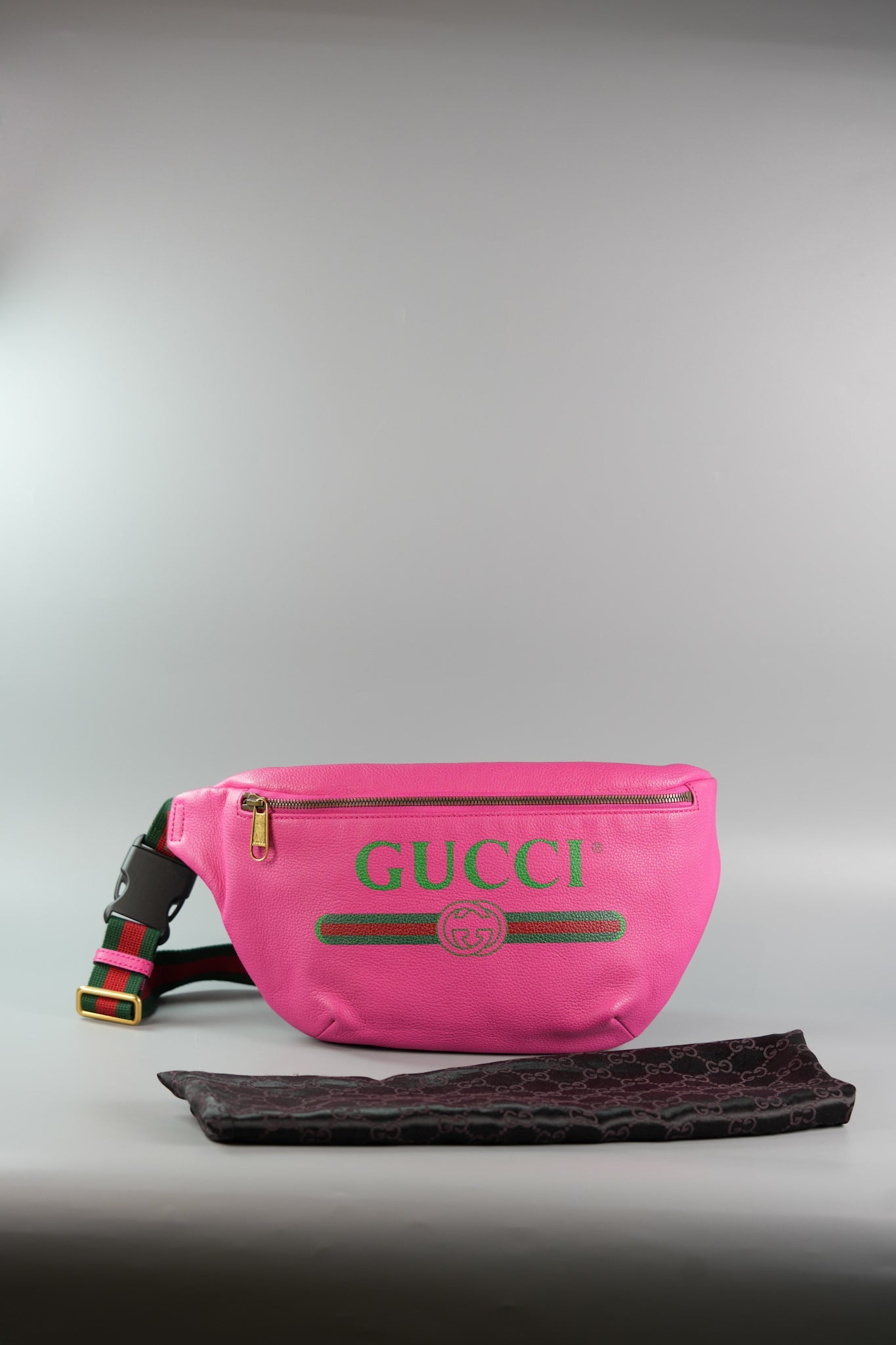 Logo Bum Bag in Pink Leather | Purse Maison Luxury Bags Shop