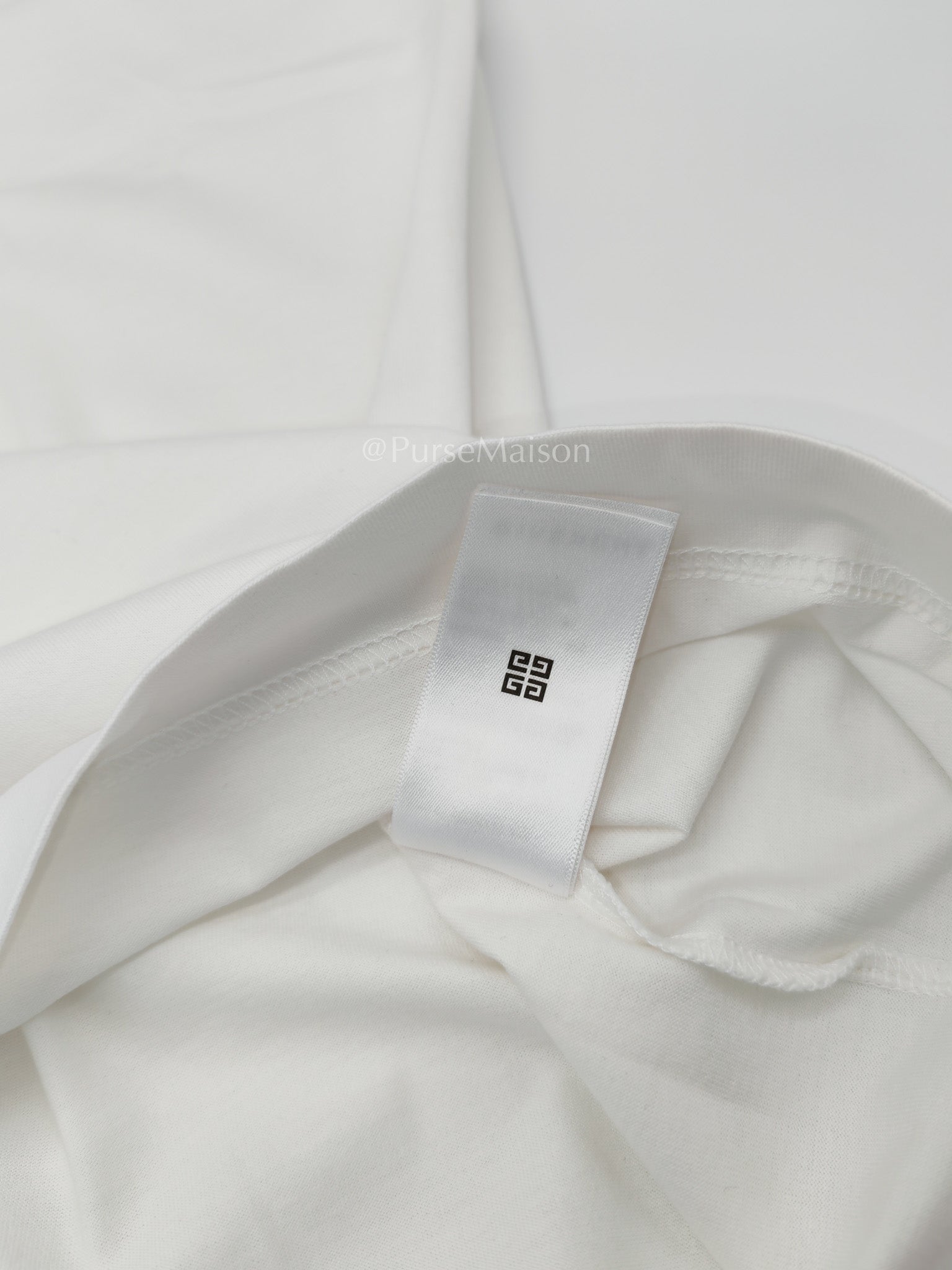 Logo White T-Shirt for Men Size XL | Purse Maison Luxury Bags Shop