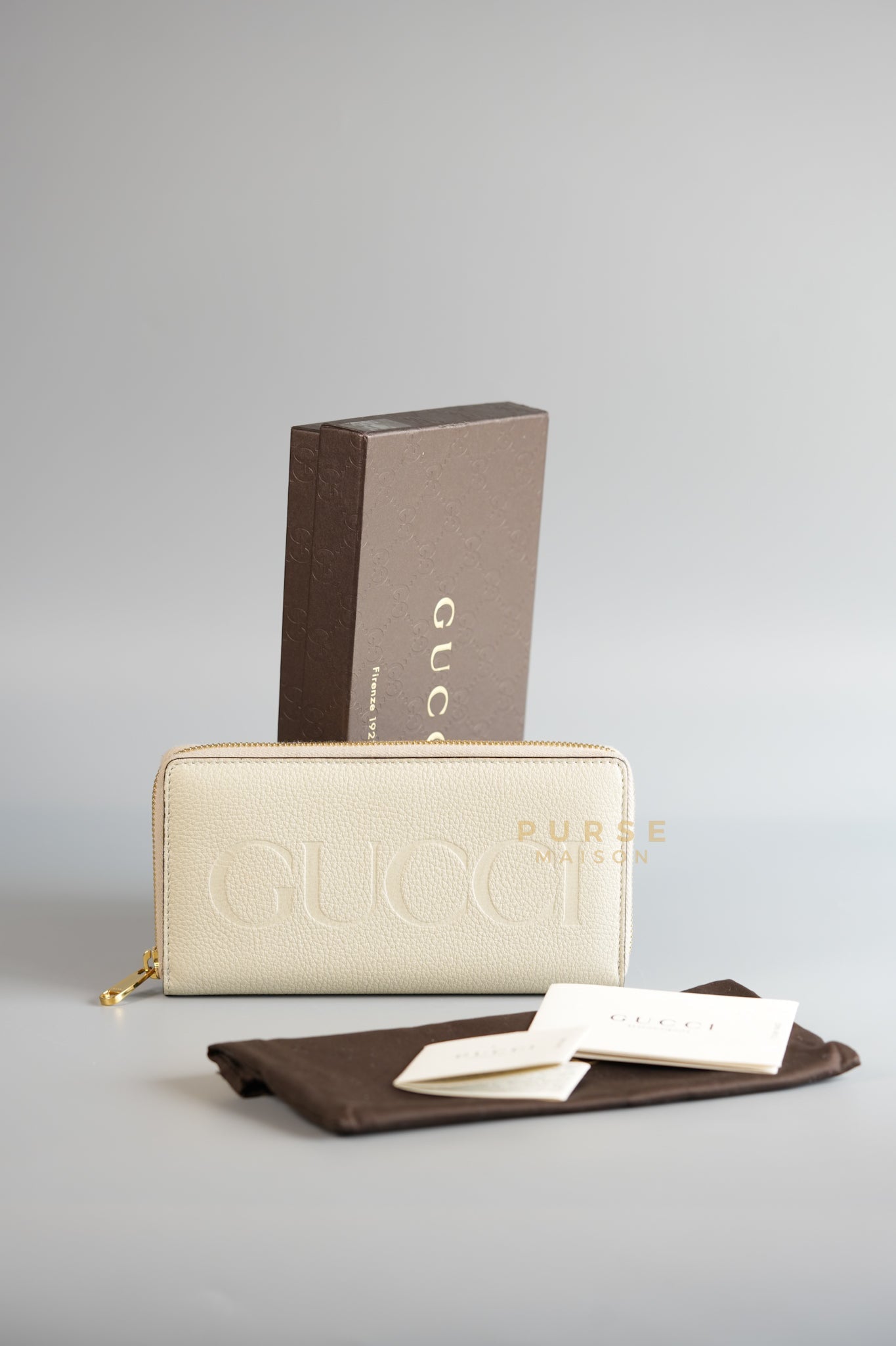 Logo Zipped Long Wallet in Ivory Leather | Purse Maison Luxury Bags Shop