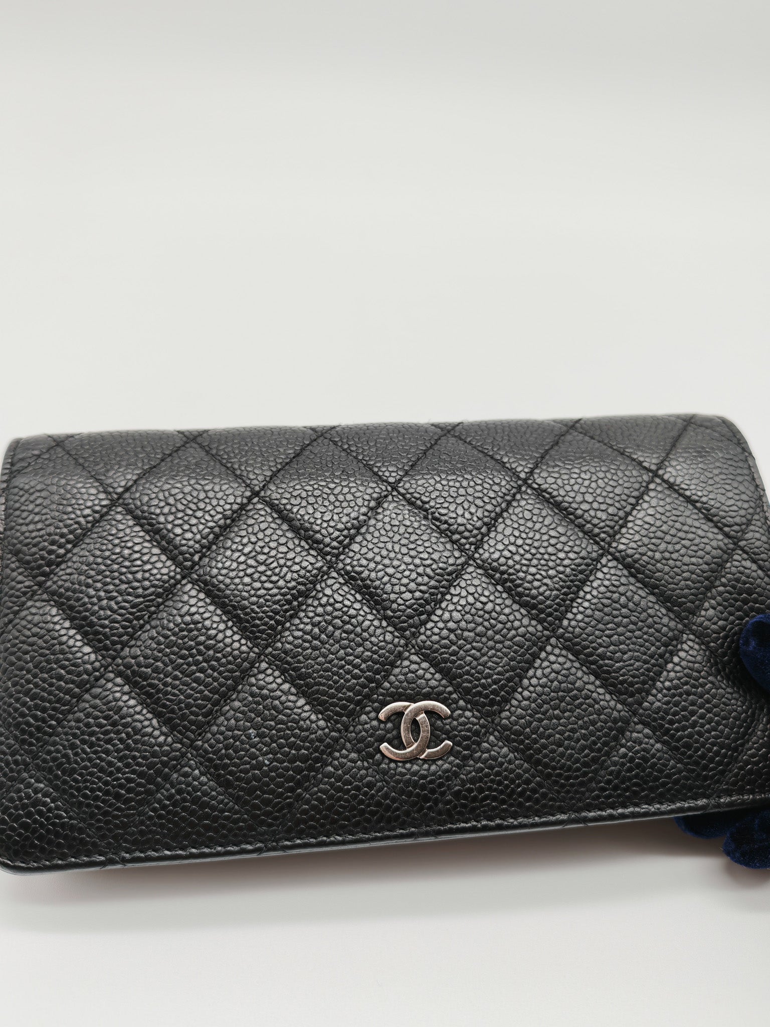 Long Bifold Wallet in Black Caviar Leather and Silver Hardware Series 17 | Purse Maison Luxury Bags Shop