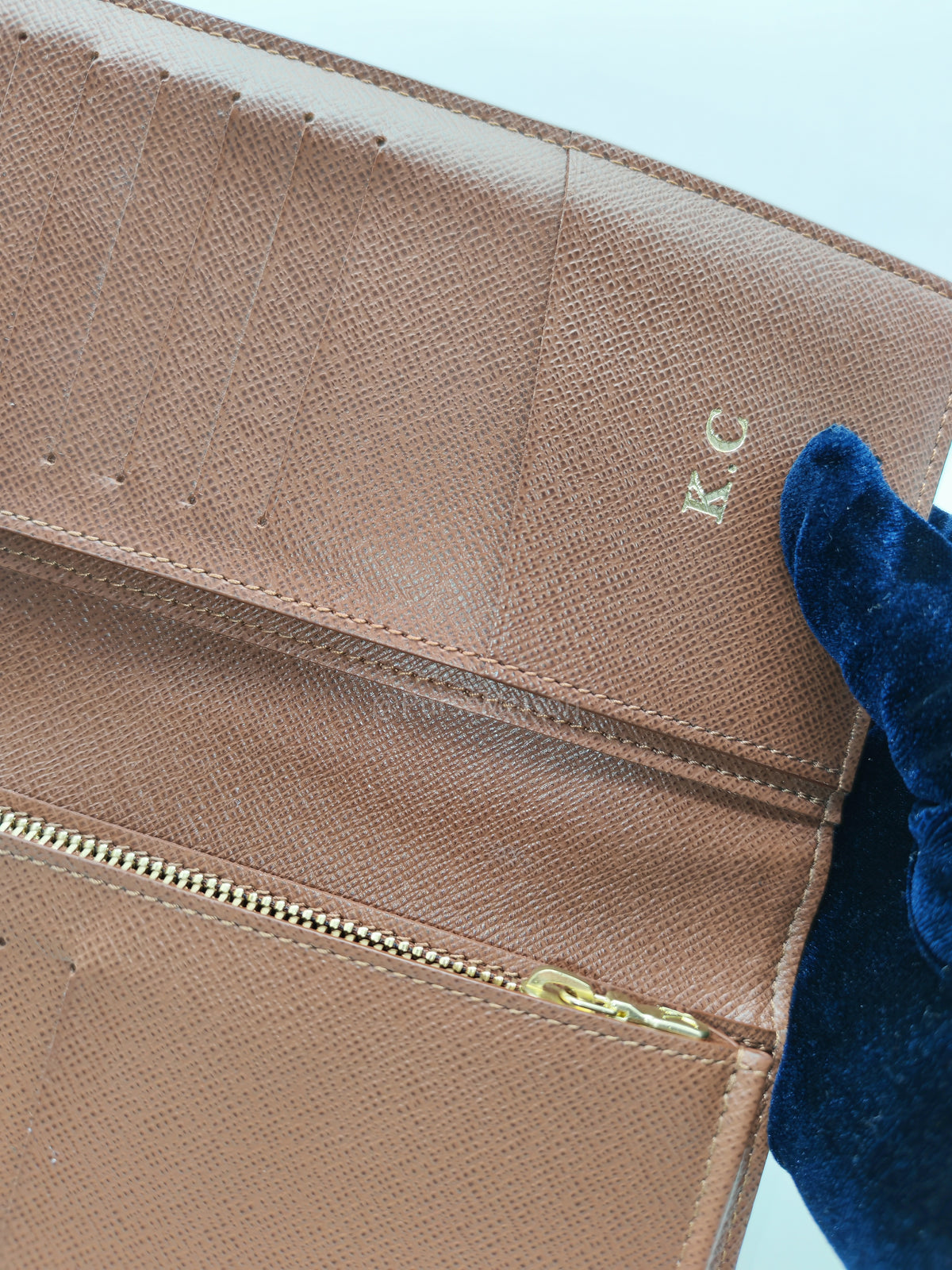 Louis Vuitton Brazza Bi-fold Wallet in Monogram Canvas (Datecode: TA3149) | Purse Maison Luxury Bags Shop