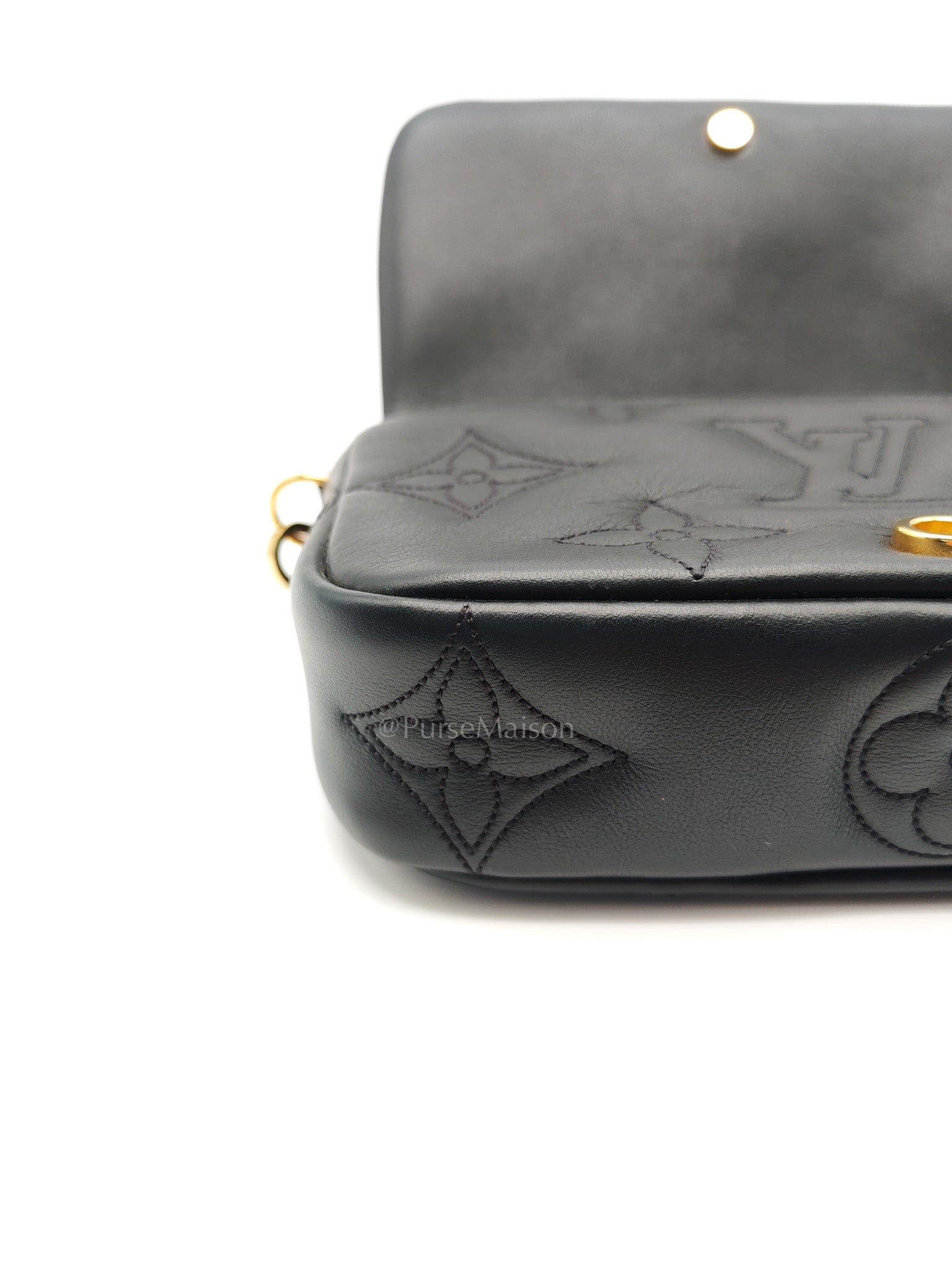 Louis Vuitton Bubblegram Wallet on Strap in Black Quilted Calfskin Leather and Gold Hardware Microchip | Purse Maison Luxury Bags Shop
