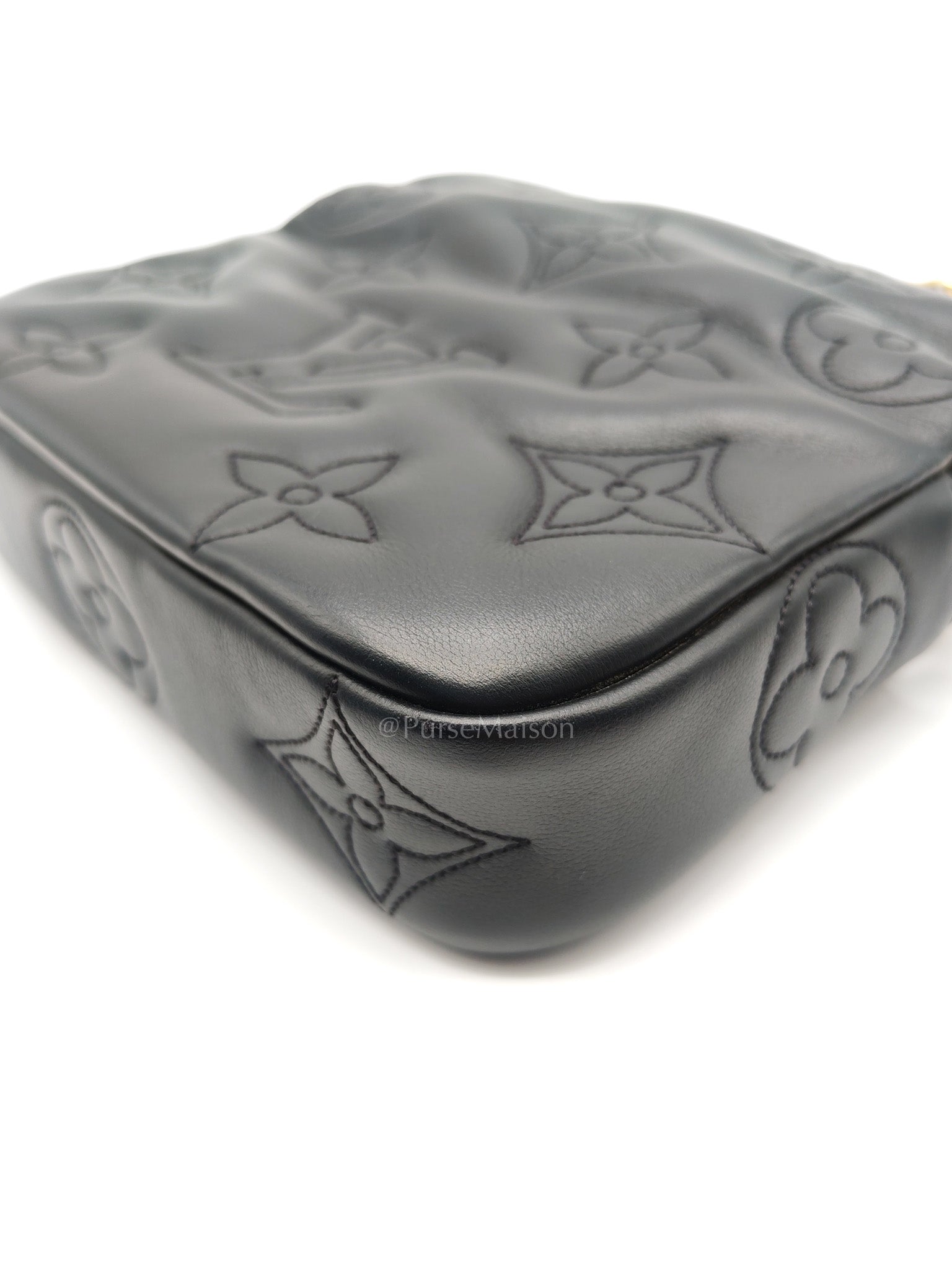 Louis Vuitton Bubblegram Wallet on Strap in Black Quilted Calfskin Leather and Gold Hardware Microchip | Purse Maison Luxury Bags Shop