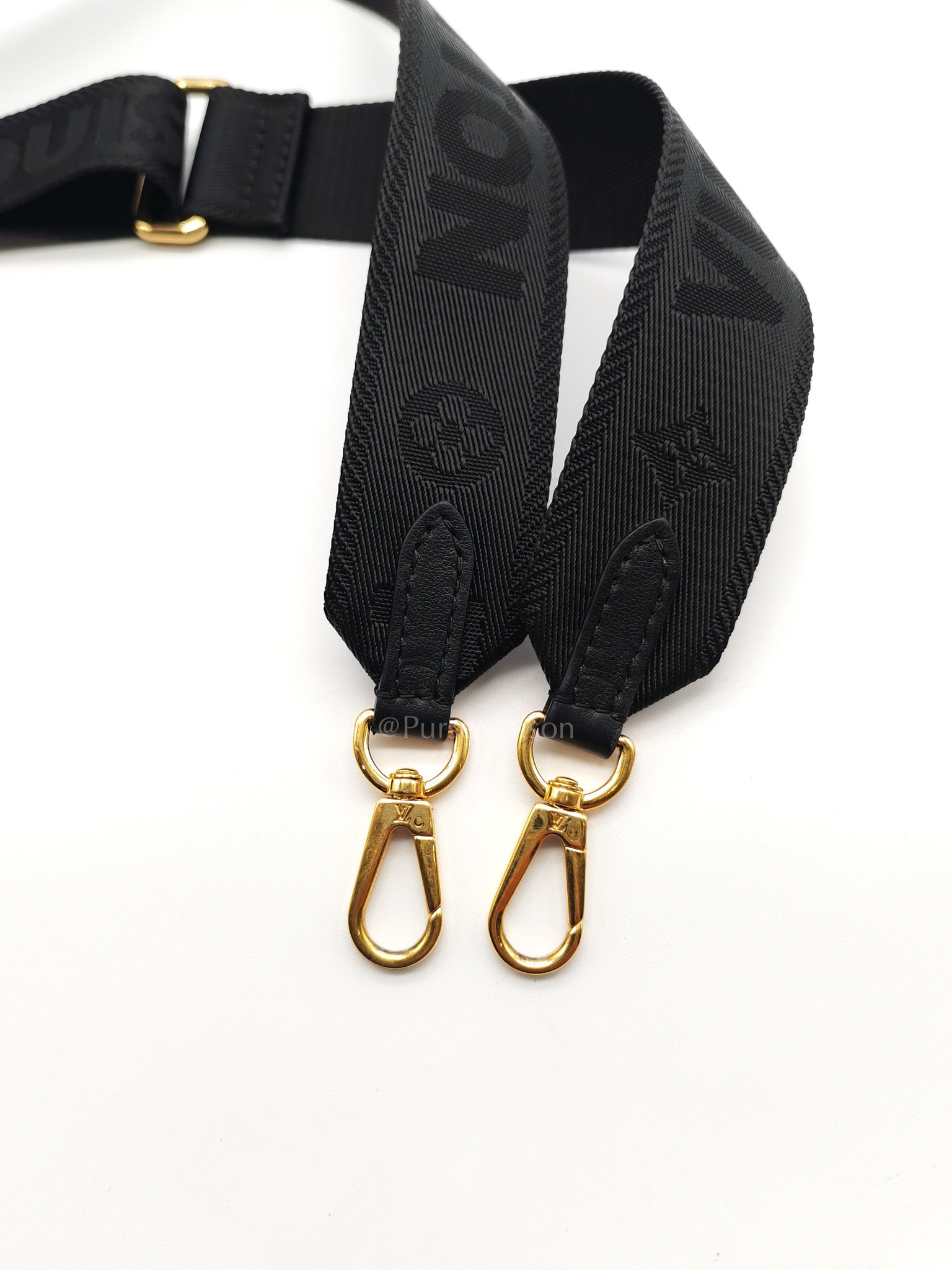 Louis Vuitton Bubblegram Wallet on Strap in Black Quilted Calfskin Leather and Gold Hardware Microchip | Purse Maison Luxury Bags Shop