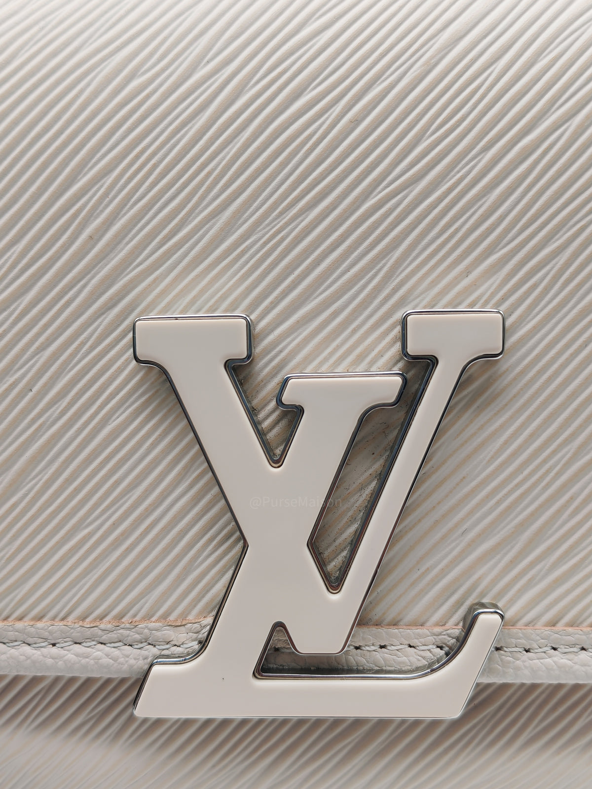 Louis Vuitton Buci Crossbody Bag in Off-White Beige Epi Leather and Silver Hardware Microchip | Purse Maison Luxury Bags Shop