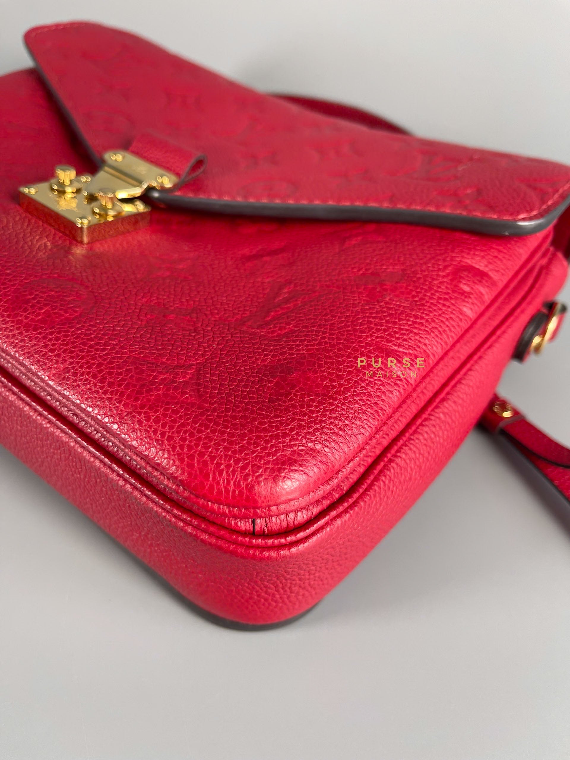 Pochette metis 2025 red inside