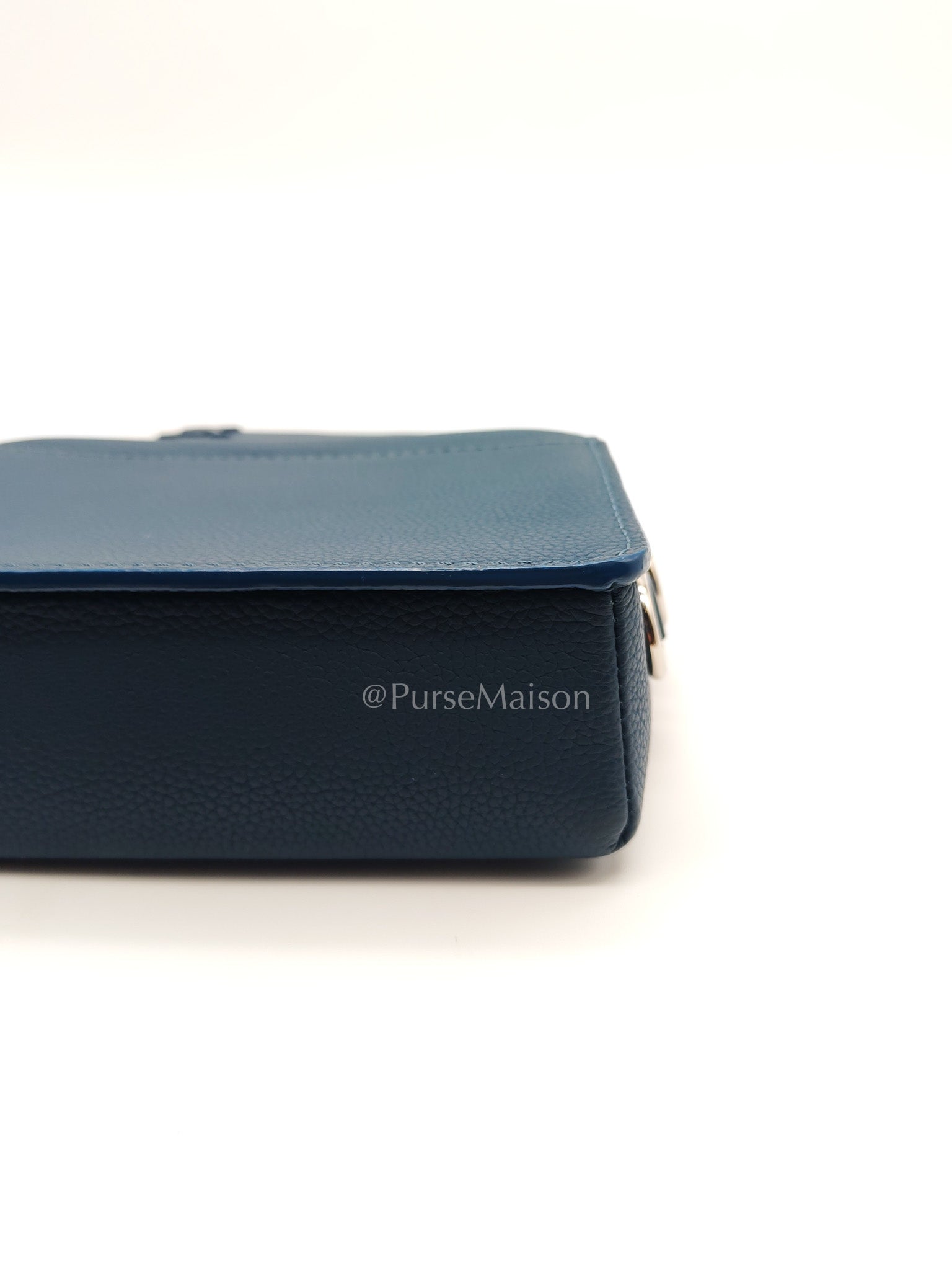 Louis Vuitton Fastline Wearable Wallet in Atlantic Blue Cowhide Leather and Silver Hardware Microchip | Purse Maison Luxury Bags Shop