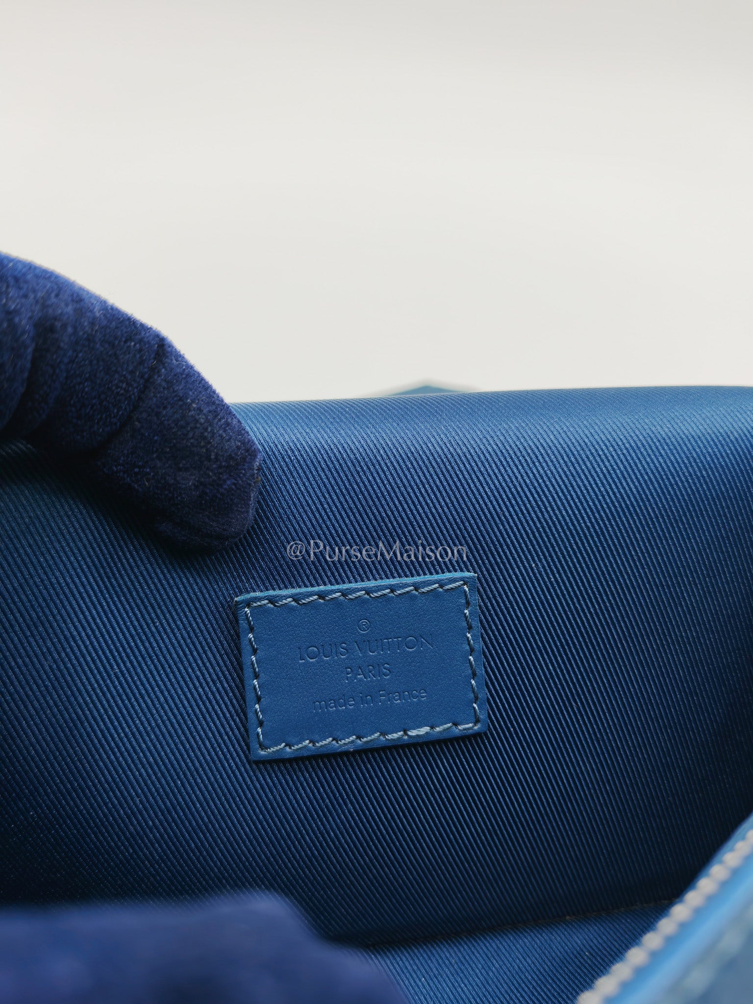 Louis Vuitton Fastline Wearable Wallet in Atlantic Blue Cowhide Leather and Silver Hardware Microchip | Purse Maison Luxury Bags Shop