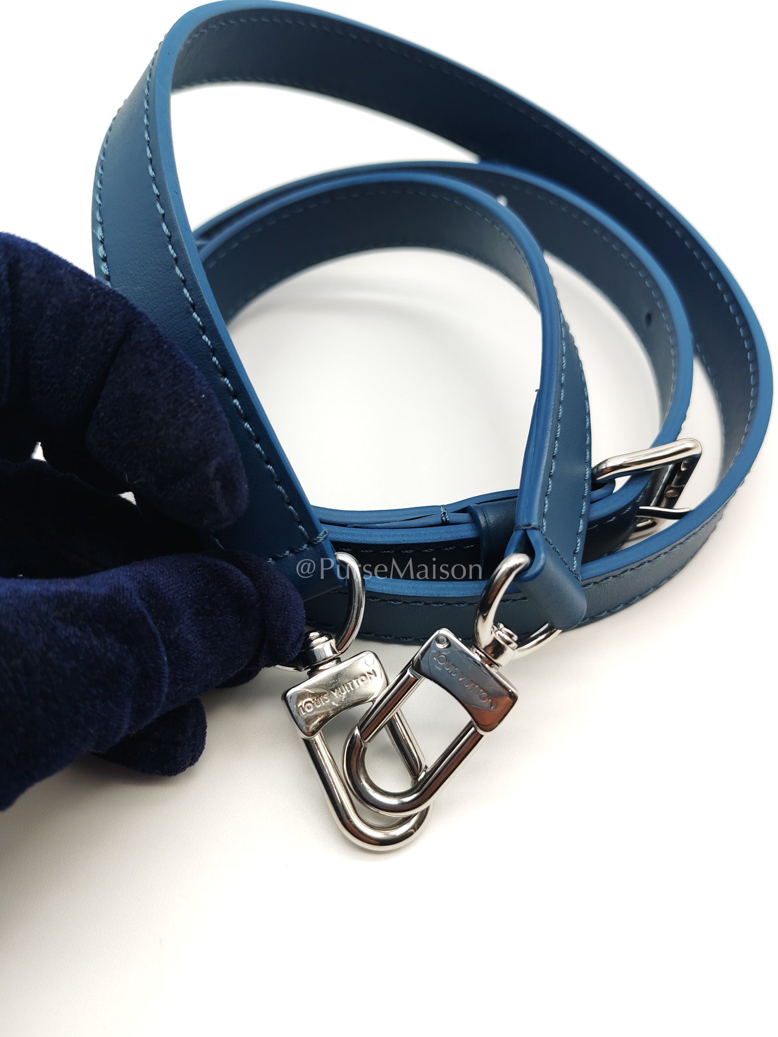Louis Vuitton Fastline Wearable Wallet in Atlantic Blue Cowhide Leather and Silver Hardware Microchip | Purse Maison Luxury Bags Shop