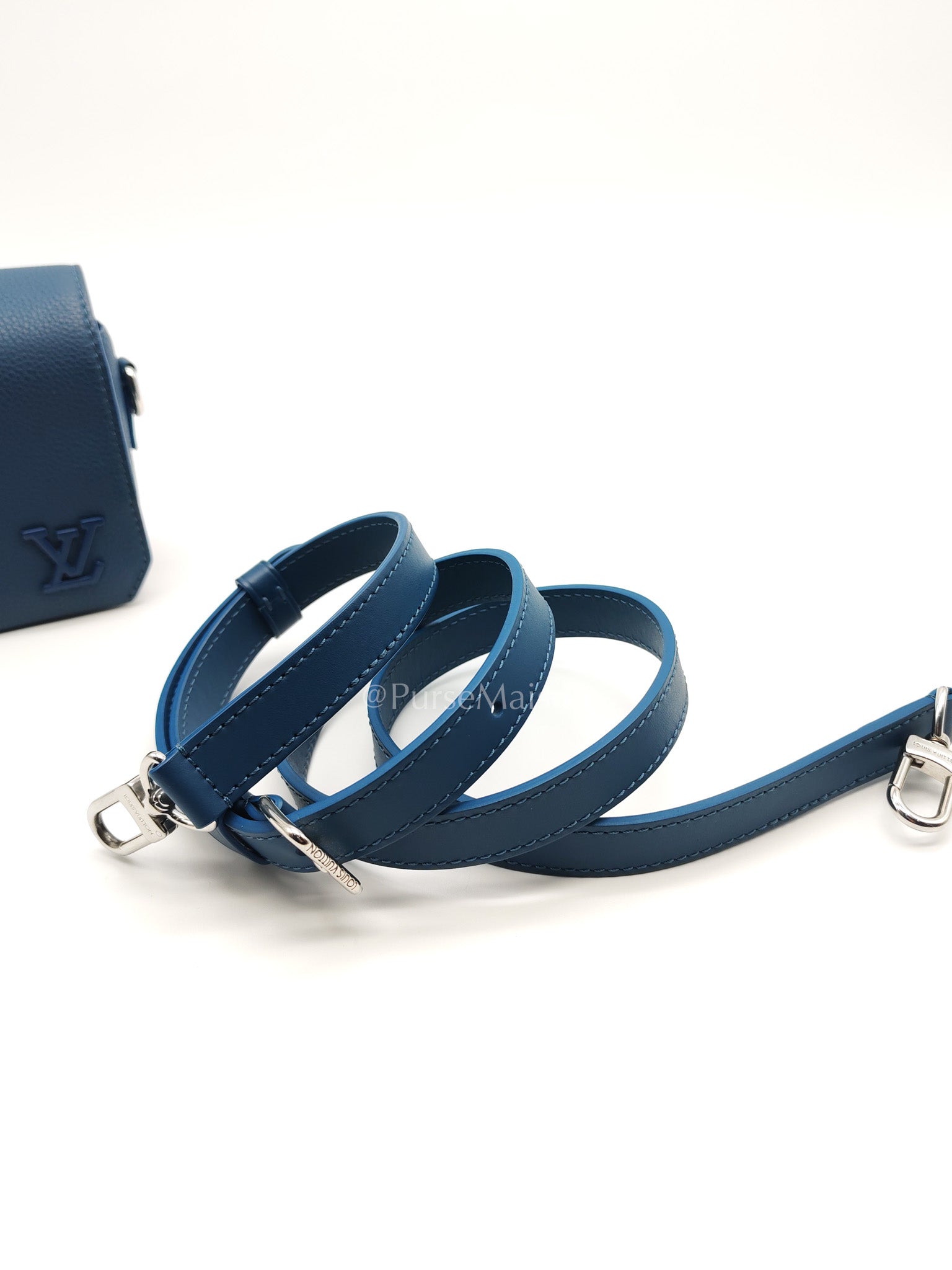 Louis Vuitton Fastline Wearable Wallet in Atlantic Blue Cowhide Leather and Silver Hardware Microchip | Purse Maison Luxury Bags Shop