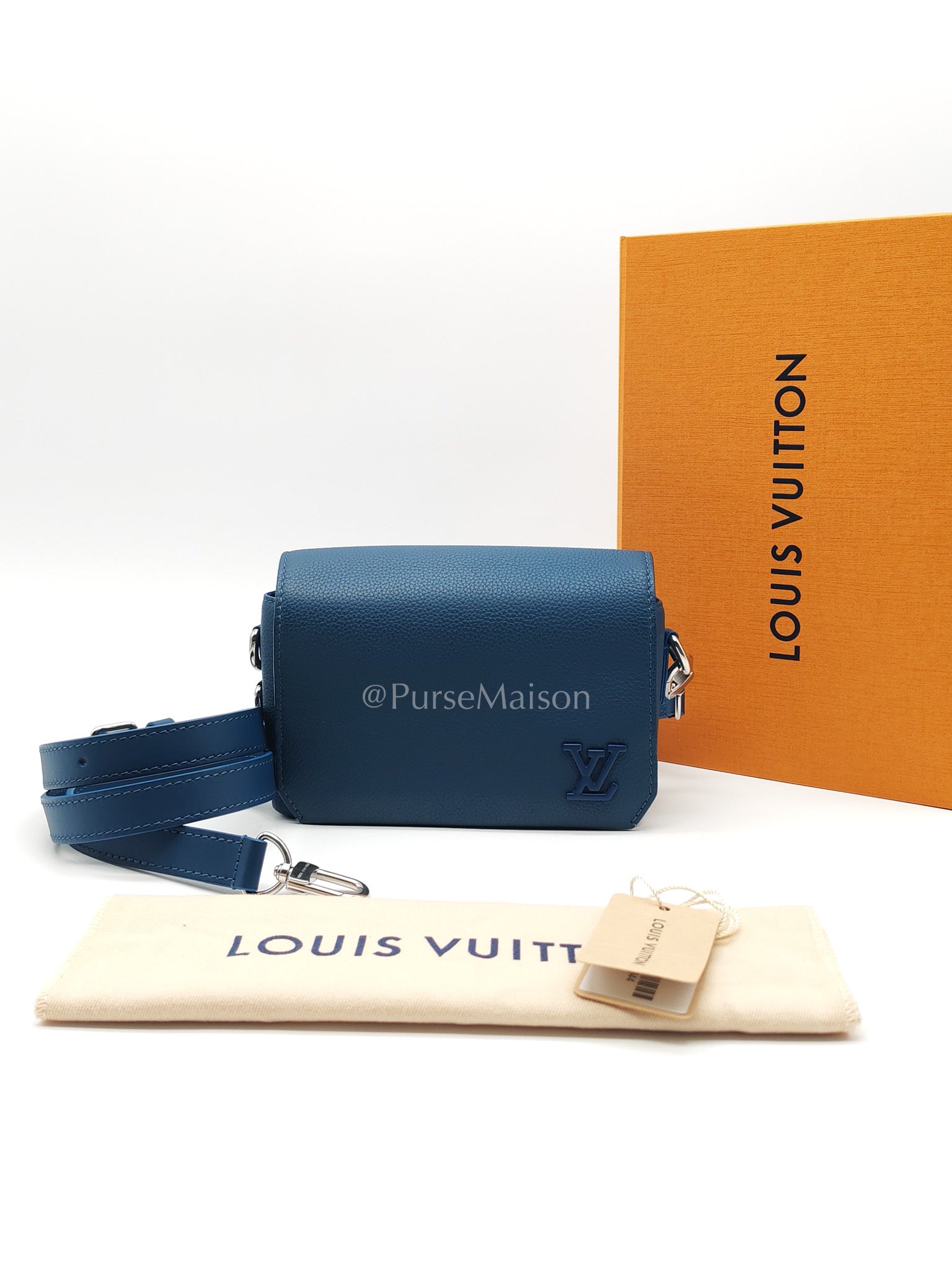 Louis Vuitton Fastline Wearable Wallet in Atlantic Blue Cowhide Leather and Silver Hardware Microchip | Purse Maison Luxury Bags Shop